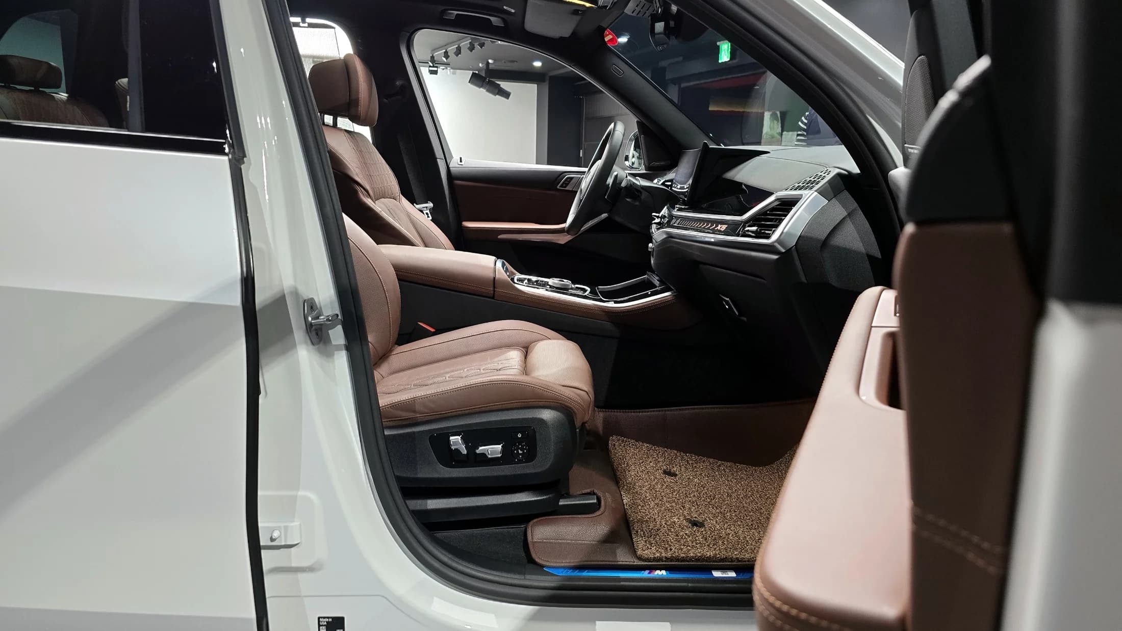 BMW X5 xDrive 40i M Sport, 2025 г. 16198 км. — фото 10