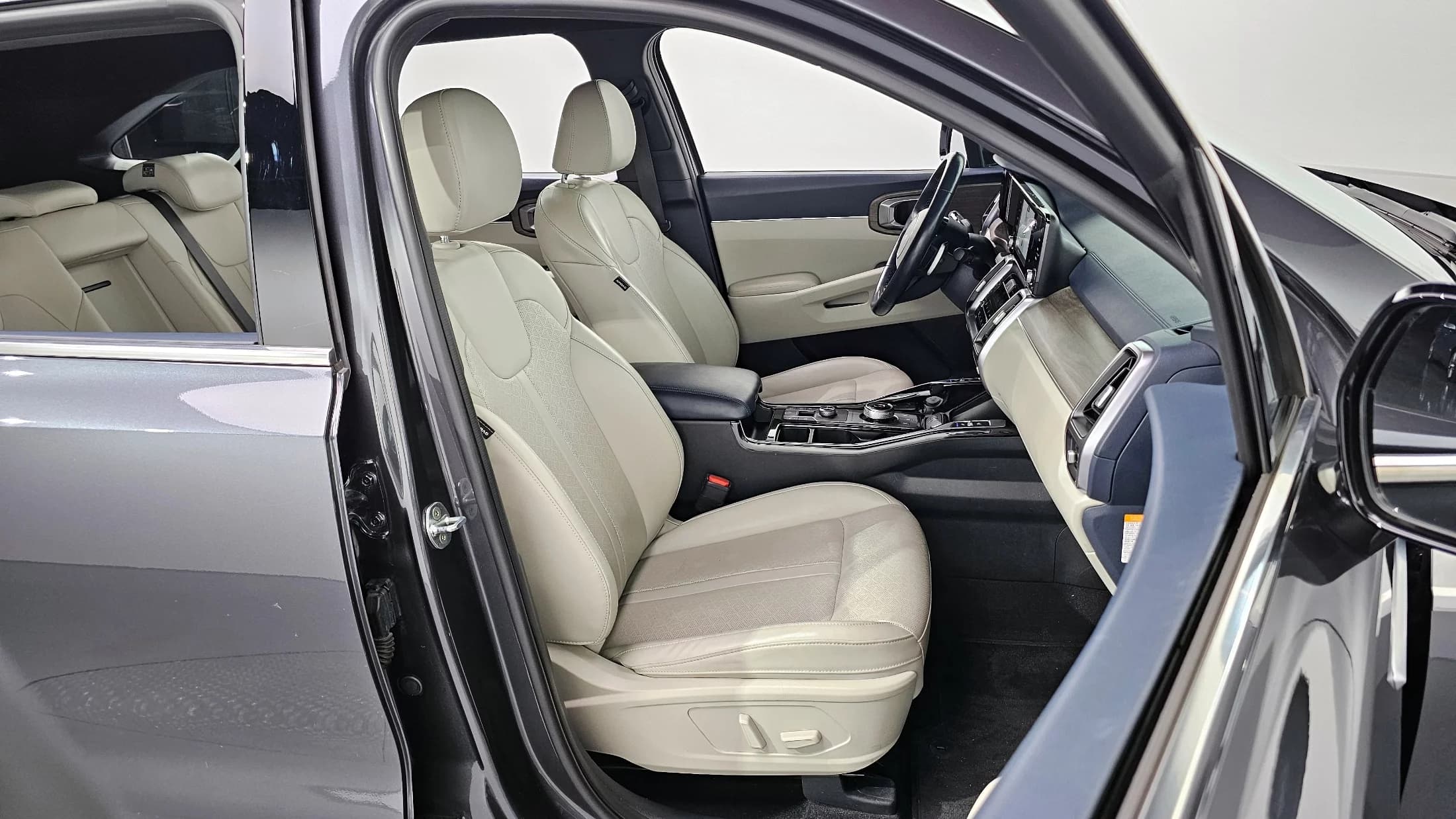 Kia Sorento HEV 1.6 4WD Prestige, гибрид, 2022 г. 55560 км. — фото 12