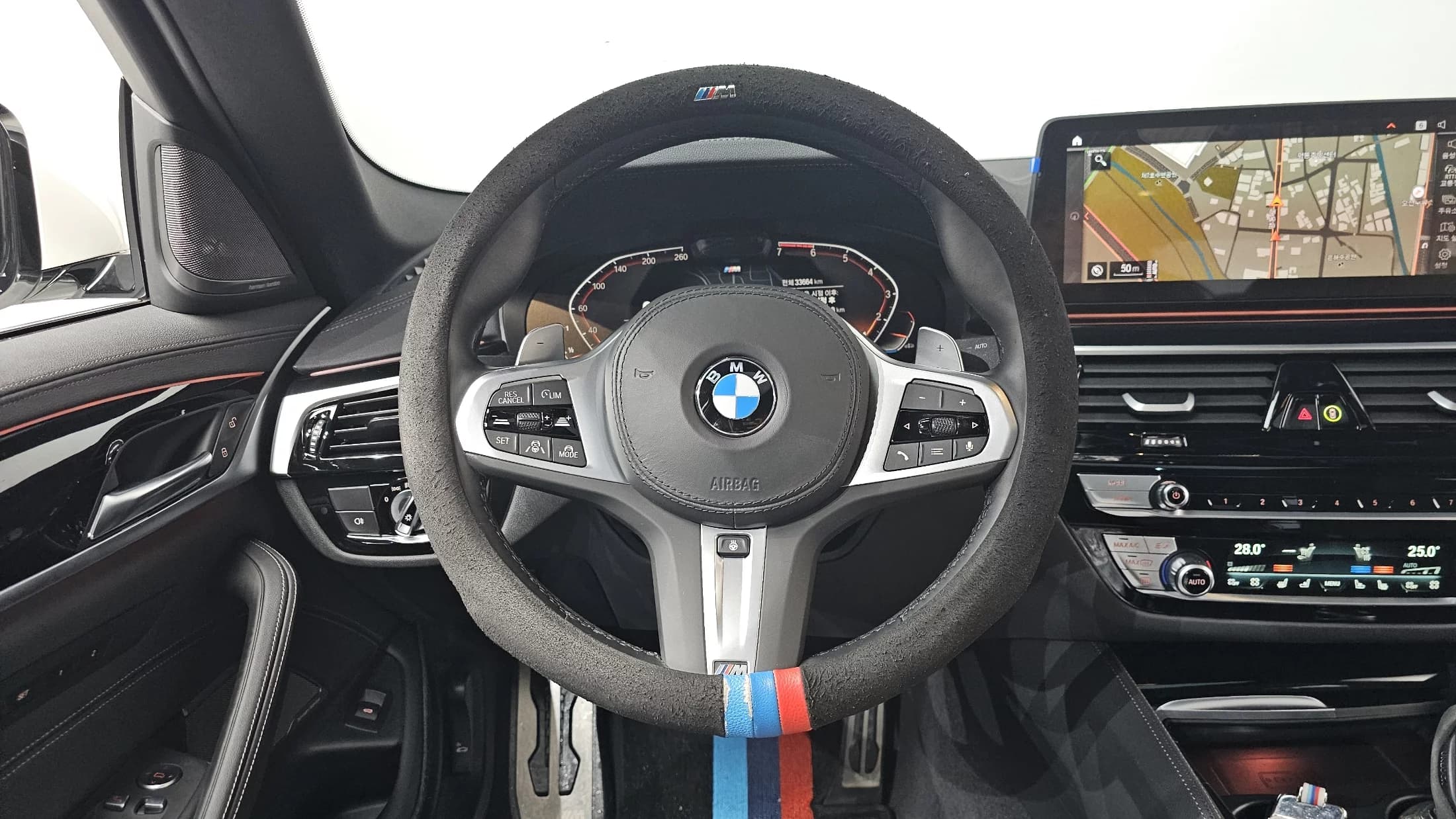 BMW 5-Series 530i M Sport Package, 2022 г. 33770 км. — фото 13