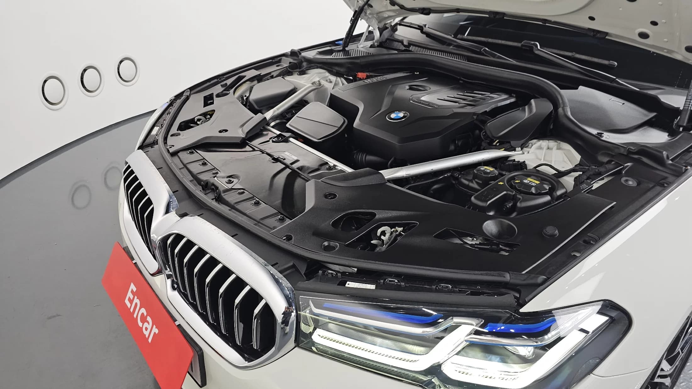 BMW 5-Series 530i M Sport Package, 2022 г. 33770 км. — фото 6