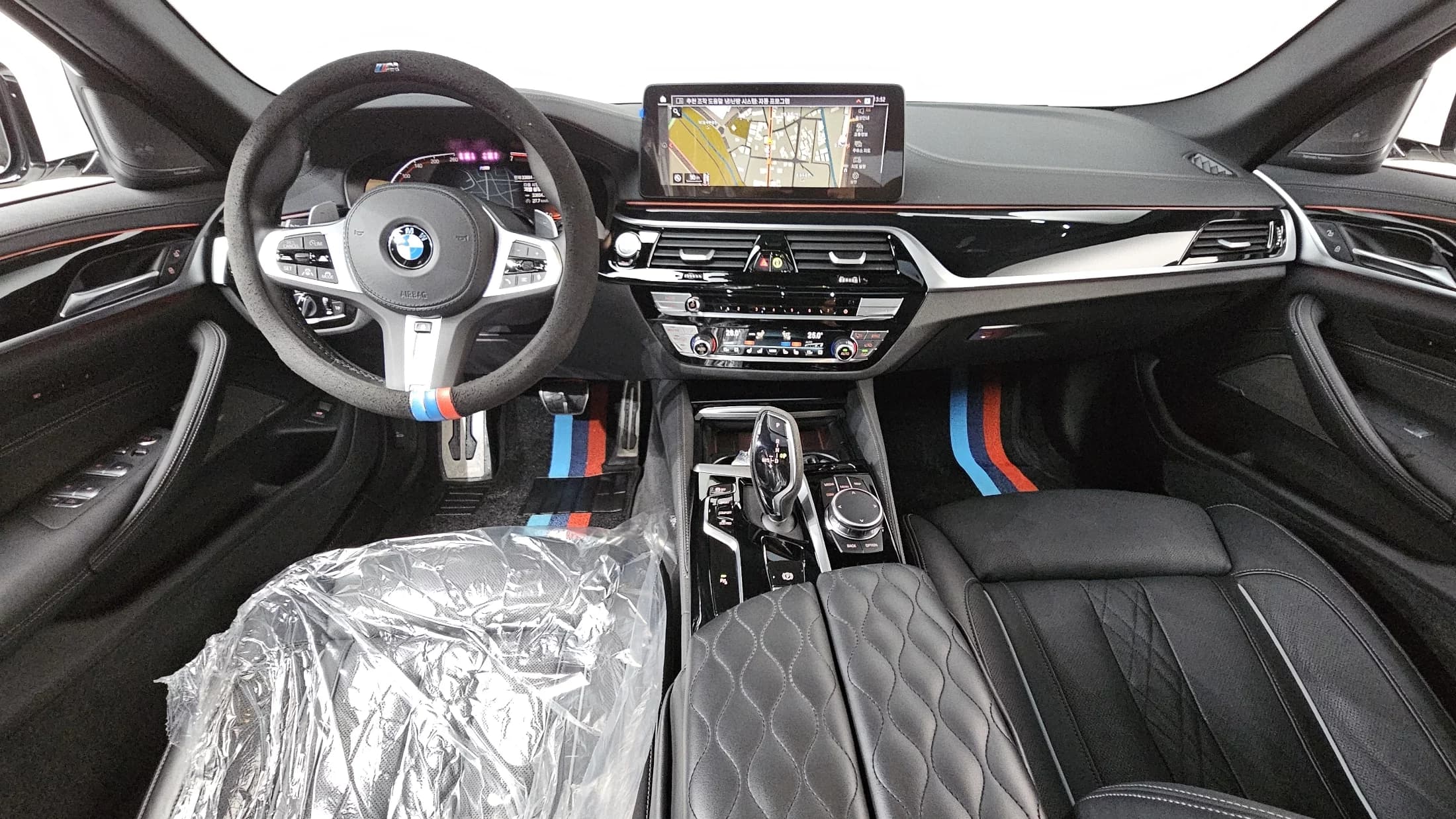 BMW 5-Series 530i M Sport Package, 2022 г. 33770 км. — фото 7