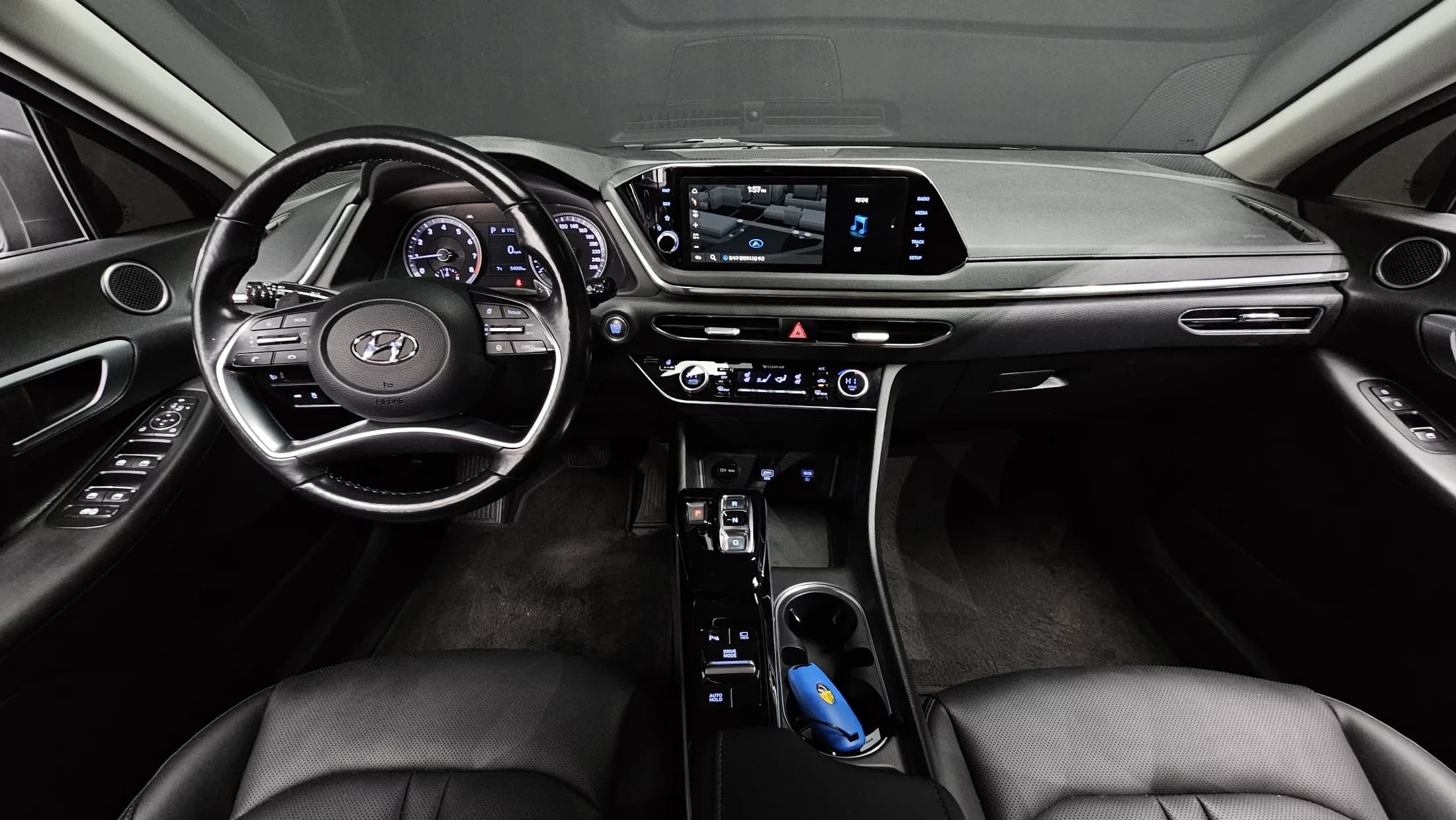 Hyundai Sonata 2.0 Premium Family, 2021 г. 54139 км. — фото 7