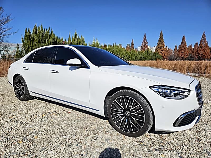 Mercedes-Benz S-Class S450L 4MATIC, 2024 г. 15198 км. — фото 3