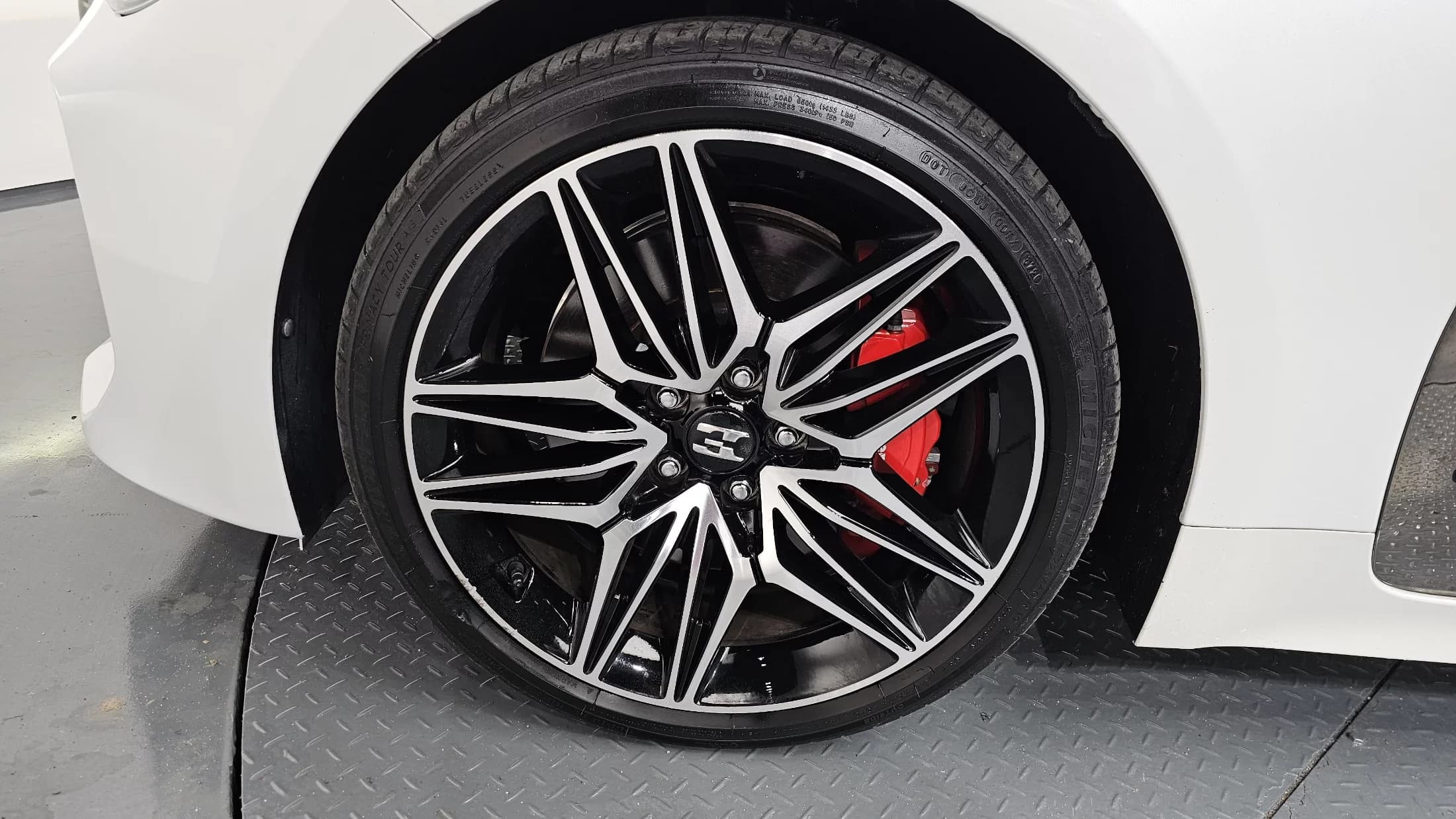 Kia Stinger 2.5 AWD Masters, 2021 г. 38860 км. — фото 5