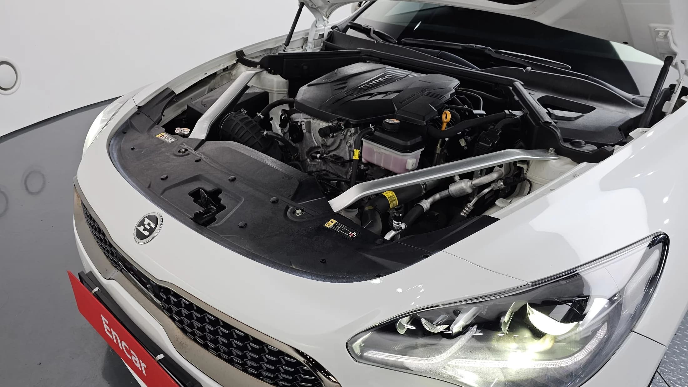 Kia Stinger 2.5 AWD Masters, 2021 г. 38860 км. — фото 6
