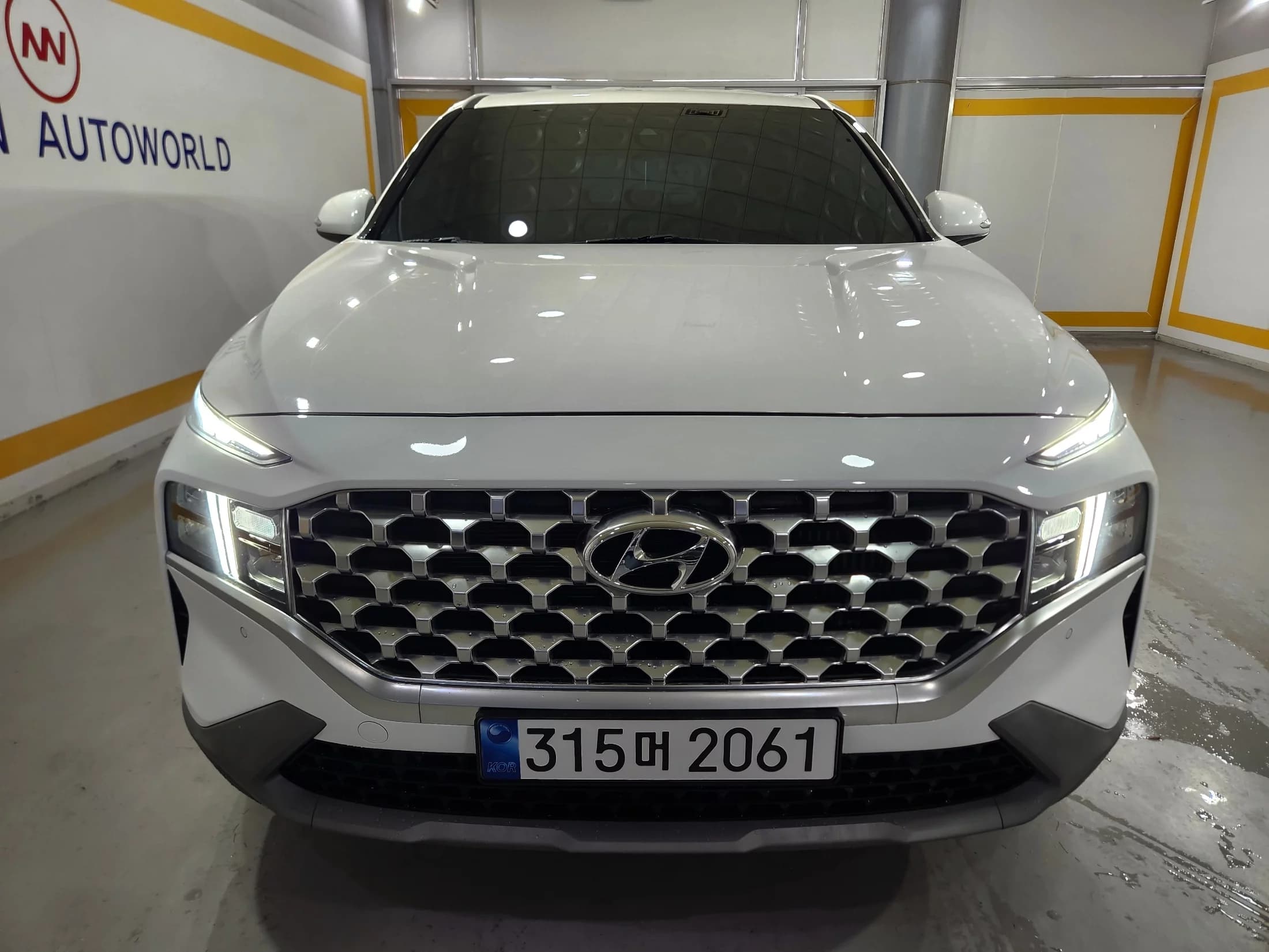 Hyundai Santa Fe HEV 1.6 4WD Exclusive, гибрид, 2021 г. 45491 км. — фото 3