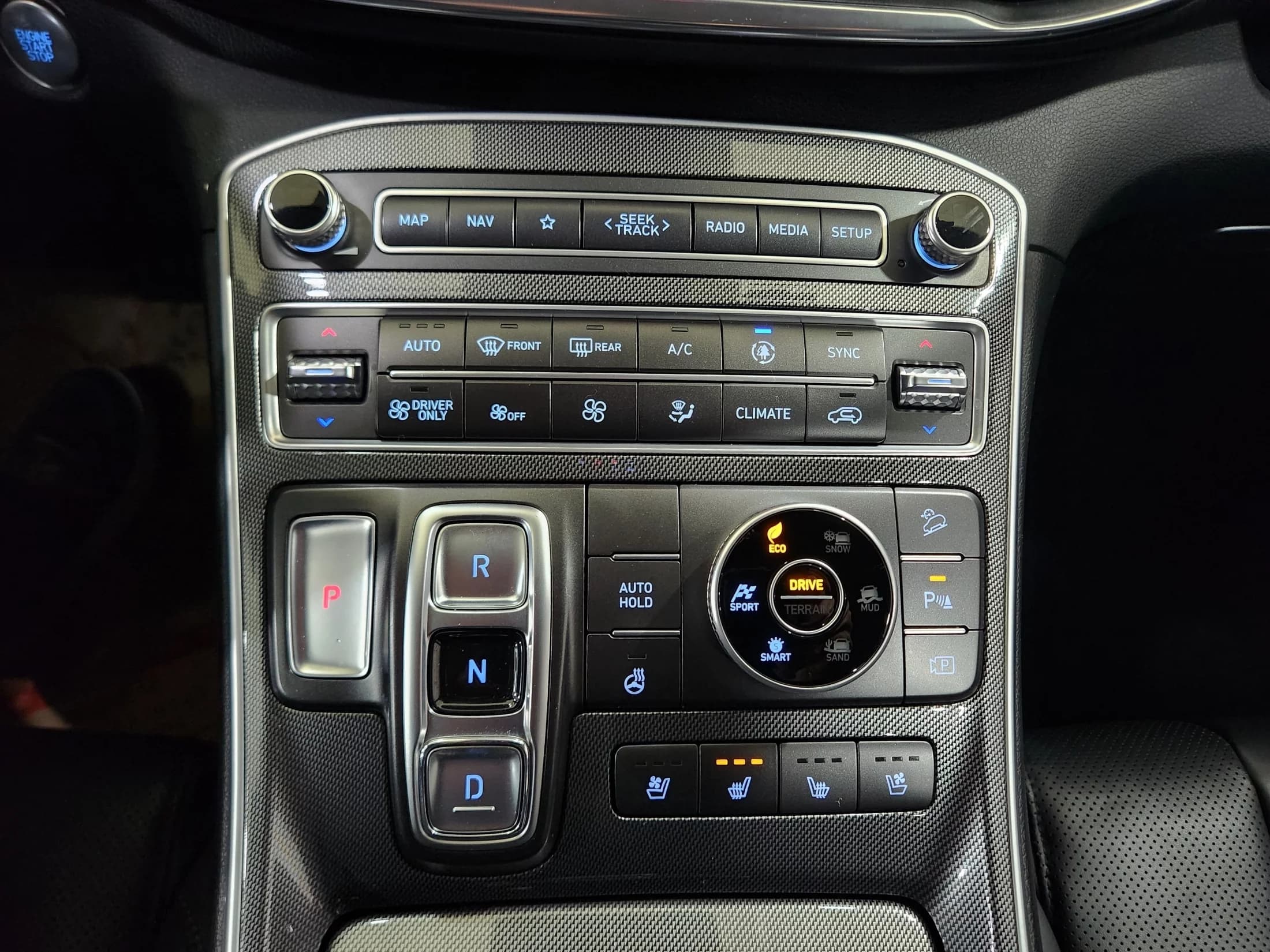 Hyundai Santa Fe HEV 1.6 4WD Exclusive, гибрид, 2021 г. 45491 км. — фото 9