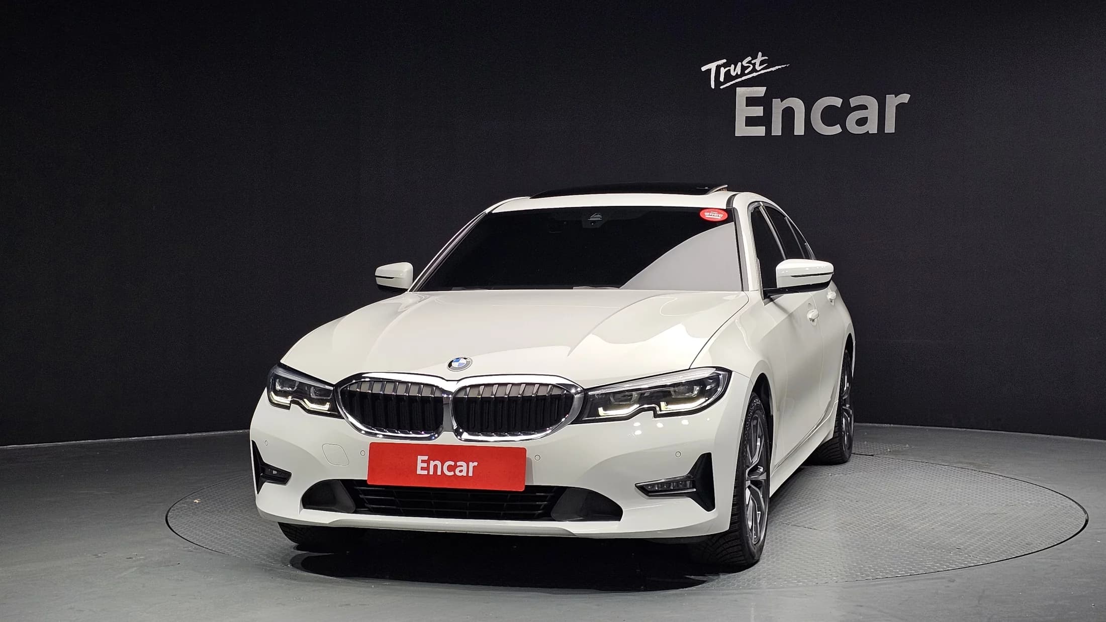 BMW 3-Series 320i, 2021 г. 134640 км. — фото 3