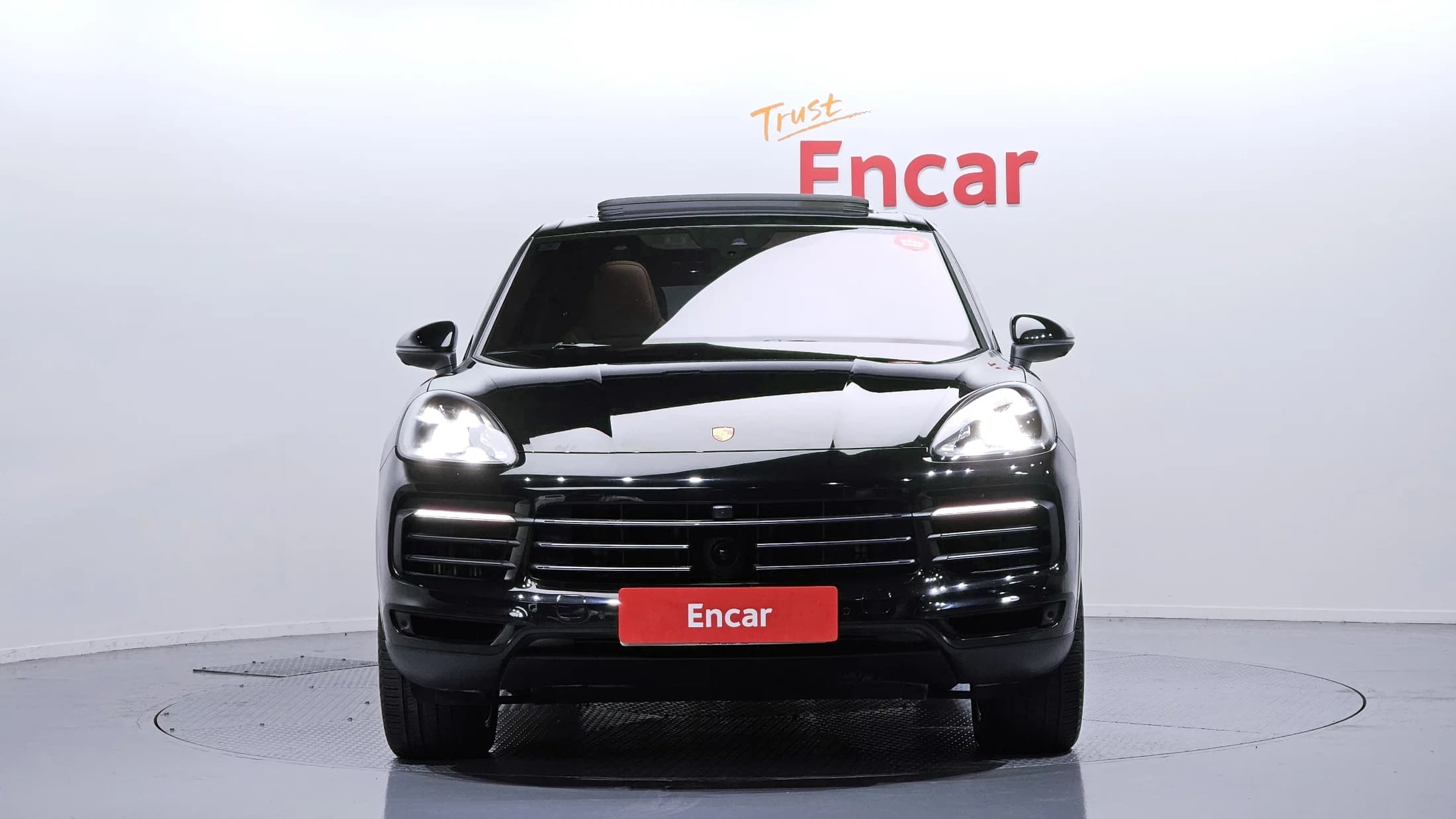 Porsche CAYENNE 3.0 PLATINUM EDITION, 2023 г. 63377 км. — фото 3