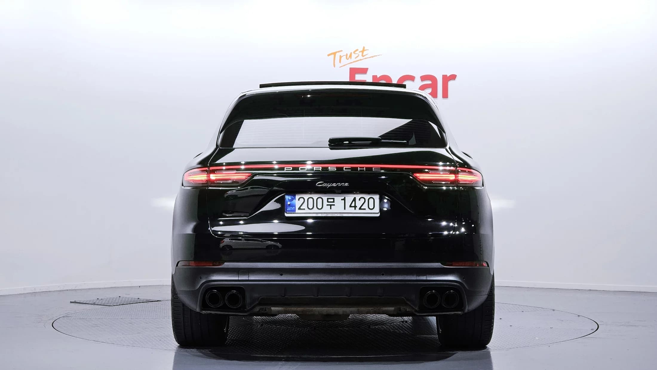 Porsche CAYENNE 3.0 PLATINUM EDITION, 2023 г. 63377 км. — фото 4