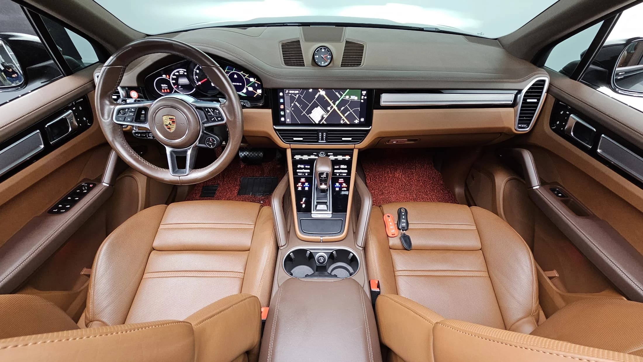 Porsche CAYENNE 3.0 PLATINUM EDITION, 2023 г. 63377 км. — фото 7