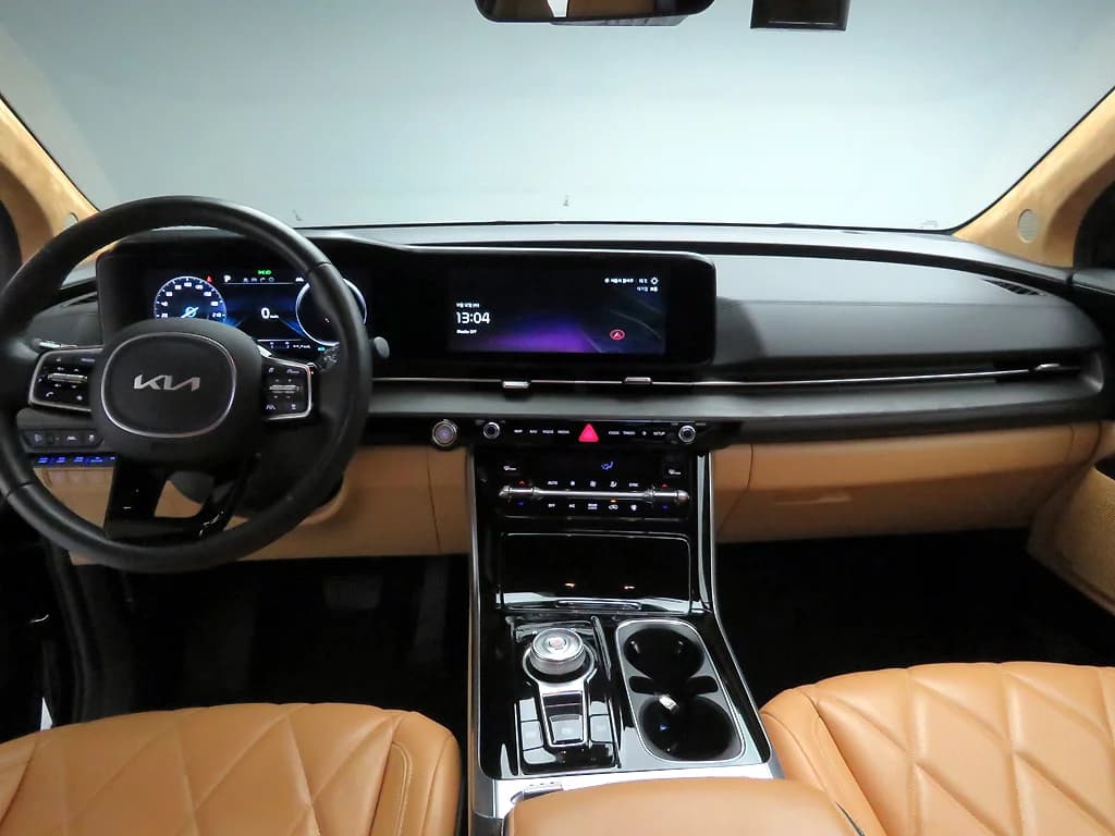 Kia Carnival Gasoline 9-seater Limousine(Special vehicle), 2023 г. 45472 км. — фото 8