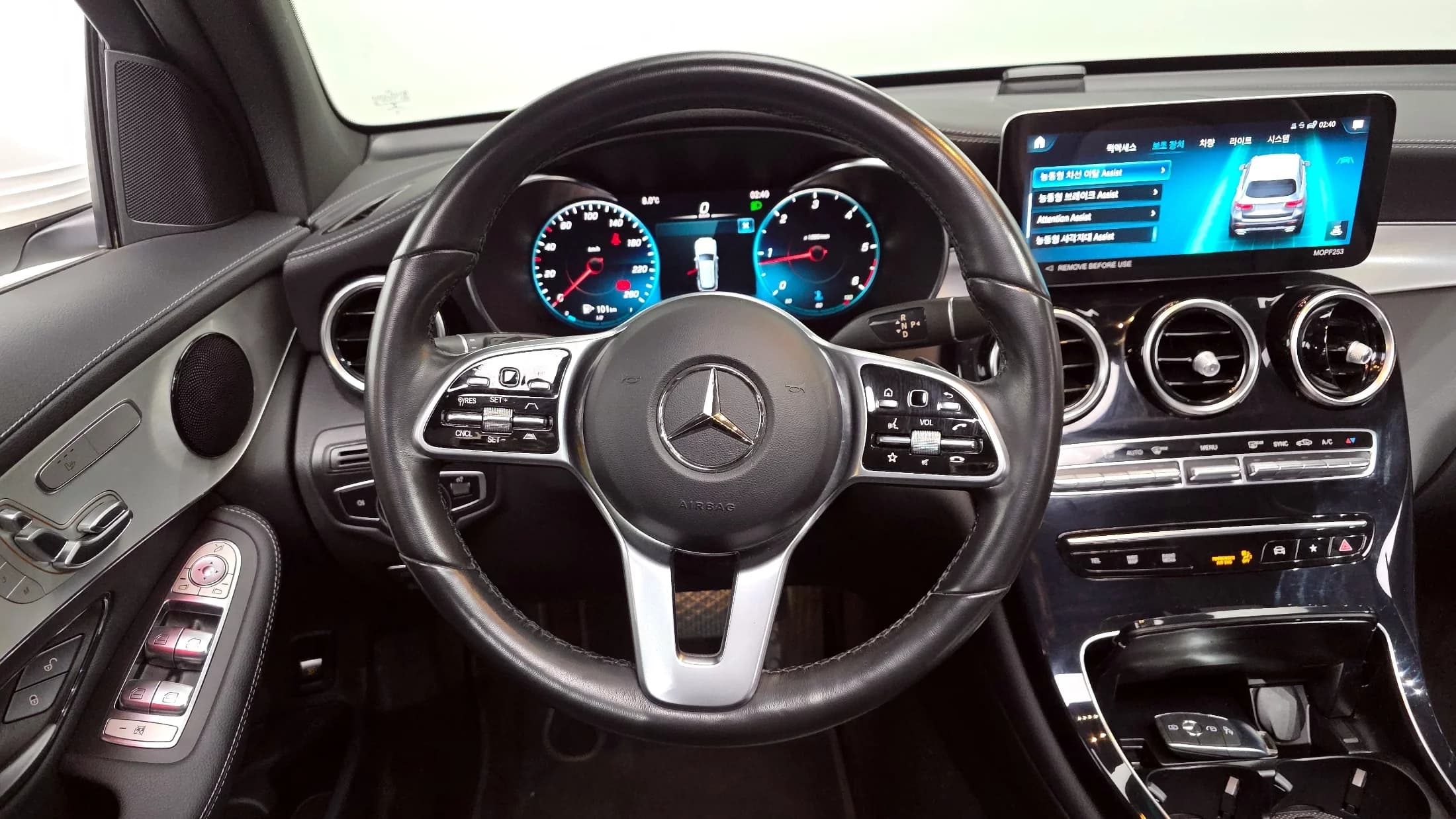 Mercedes-Benz GLC-Class GLC220 d 4MATIC, 2022 г. 38059 км. — фото 13