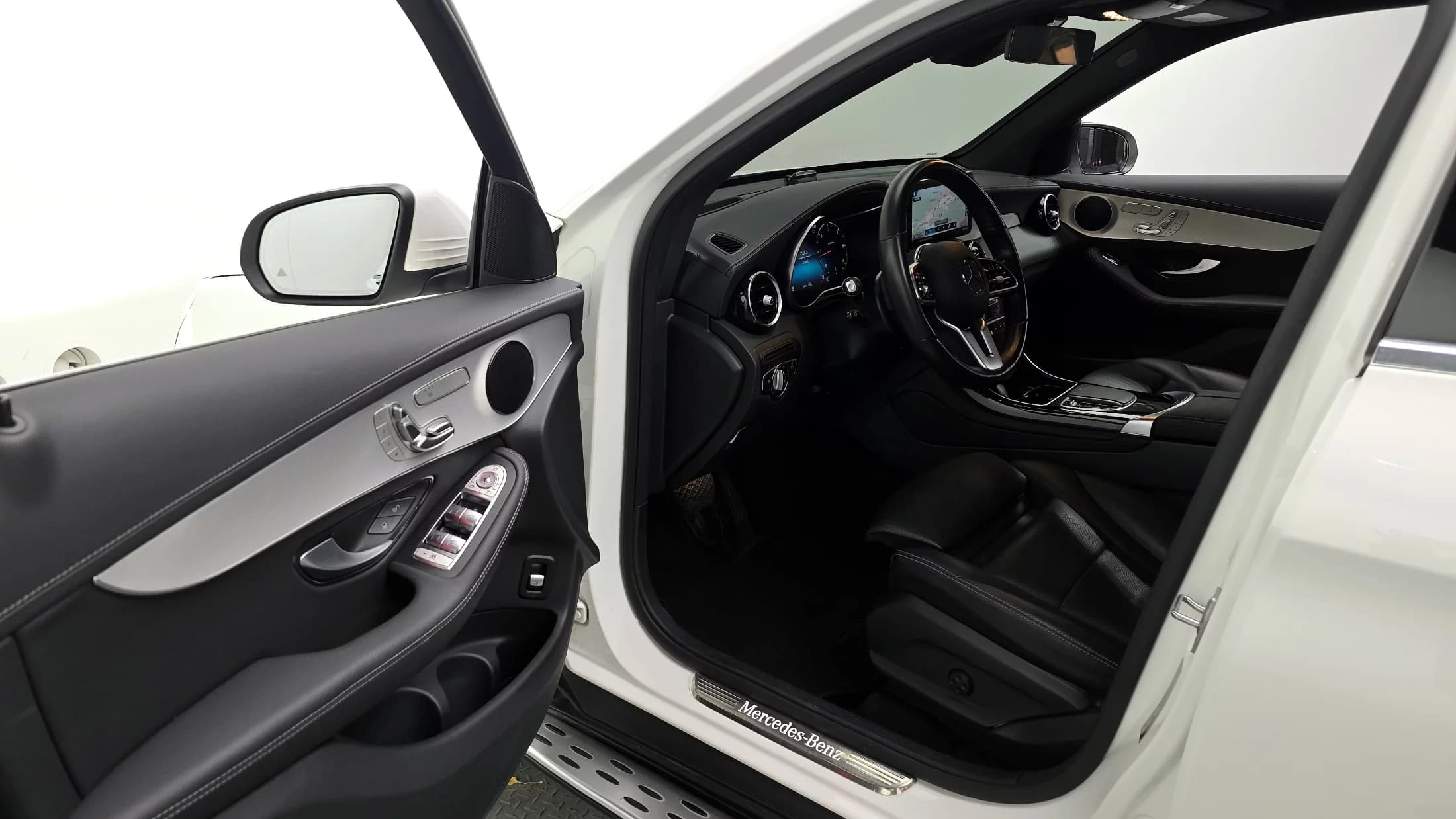 Mercedes-Benz GLC-Class GLC220 d 4MATIC, 2022 г. 38059 км. — фото 10