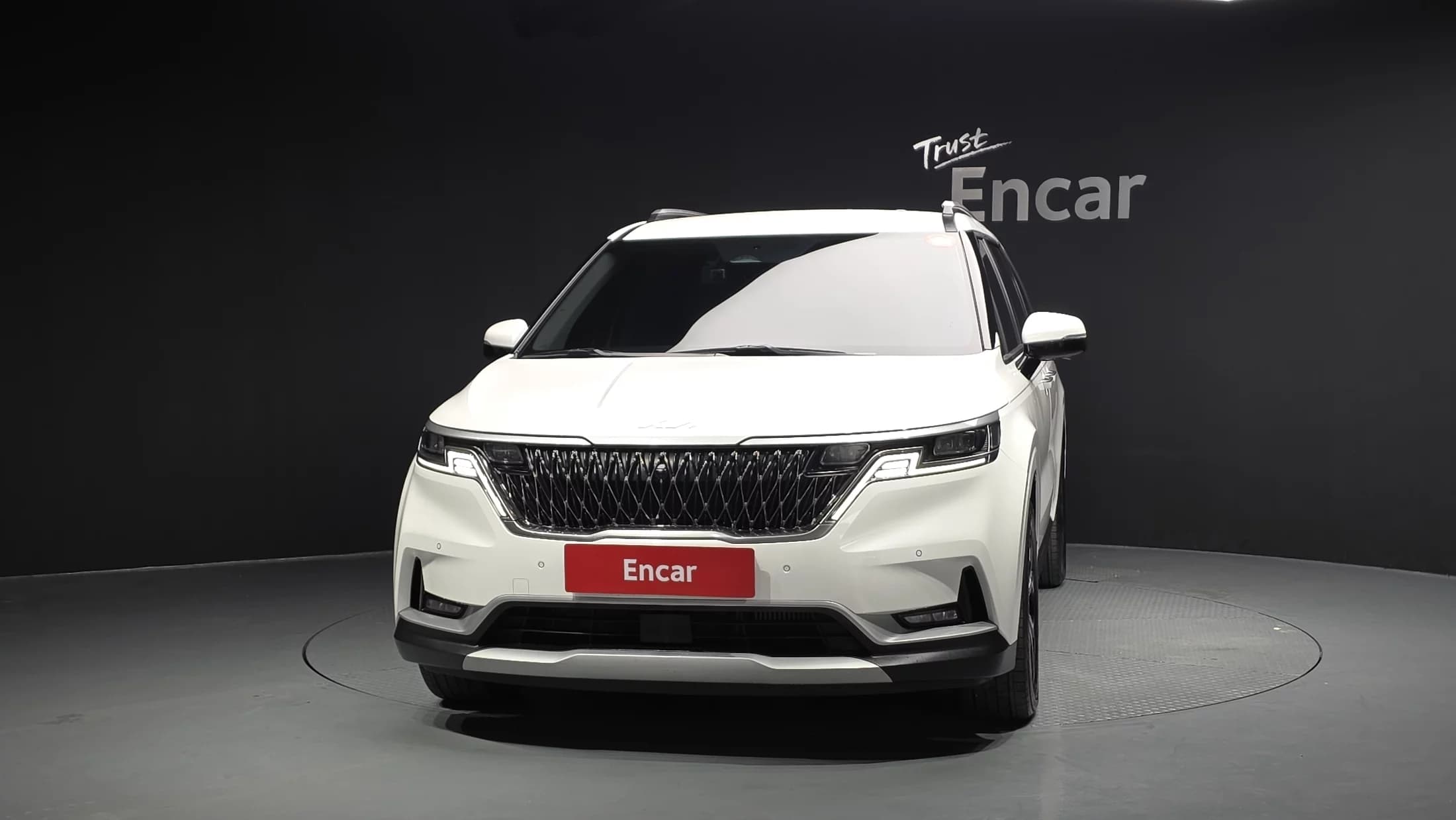 Kia Carnival 9-Seater Prestige, 2021 г. 33138 км. — фото 3