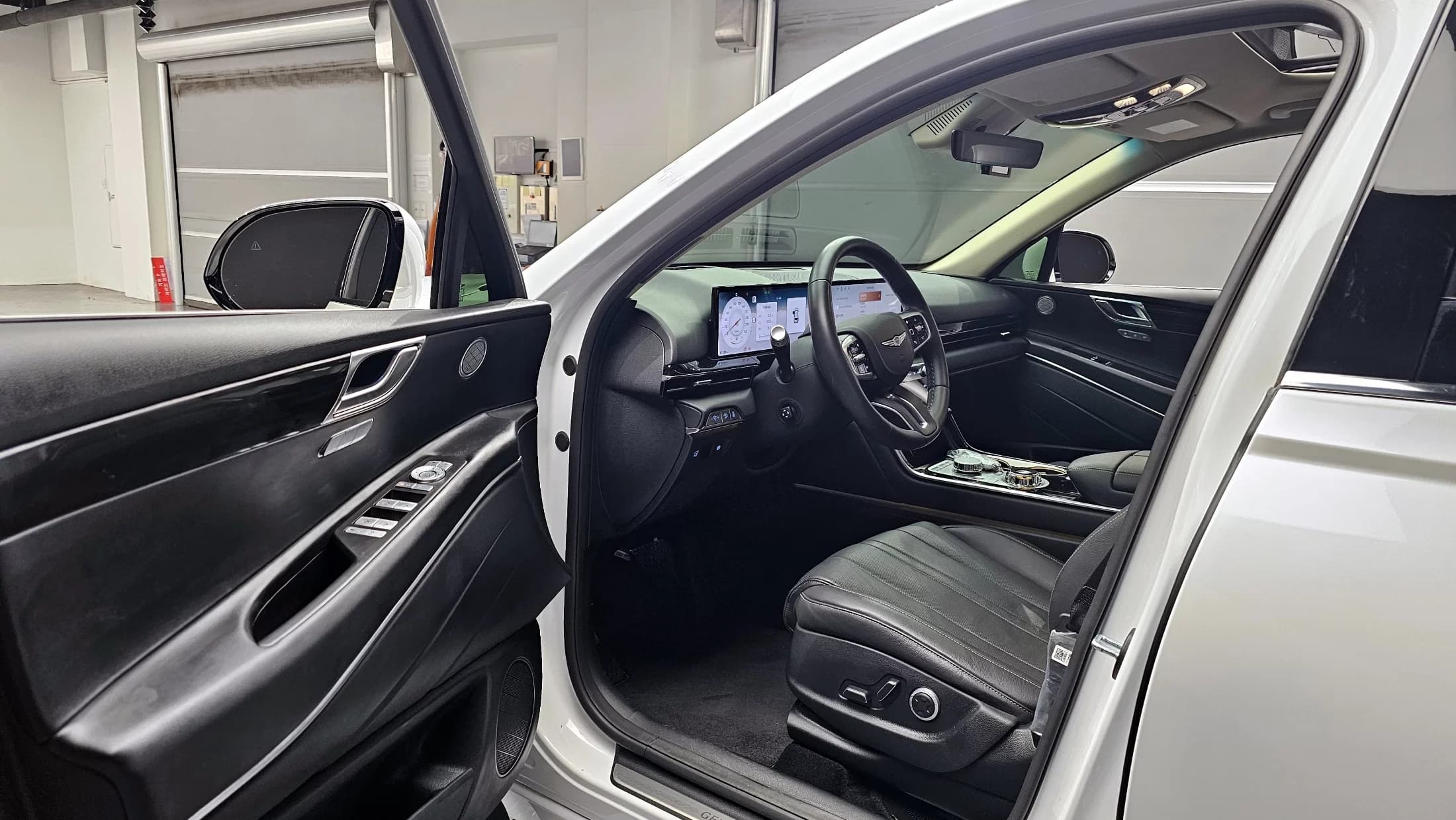 Genesis GV80 2.5T Gasoline AWD, 2025 г. 14673 км. — фото 10