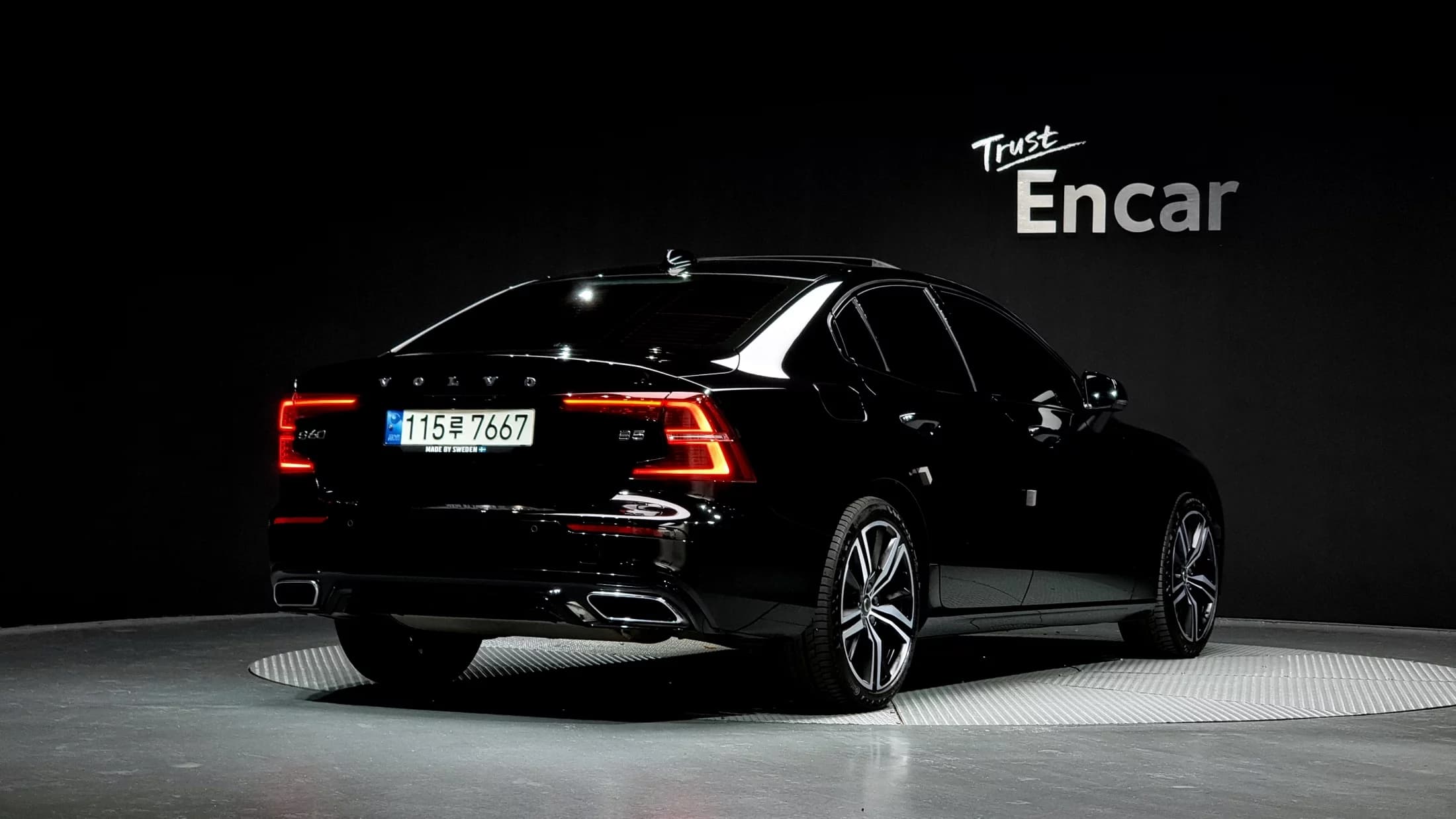 Volvo S60 B5 R-Design, 2022 г. 55905 км. — фото 2