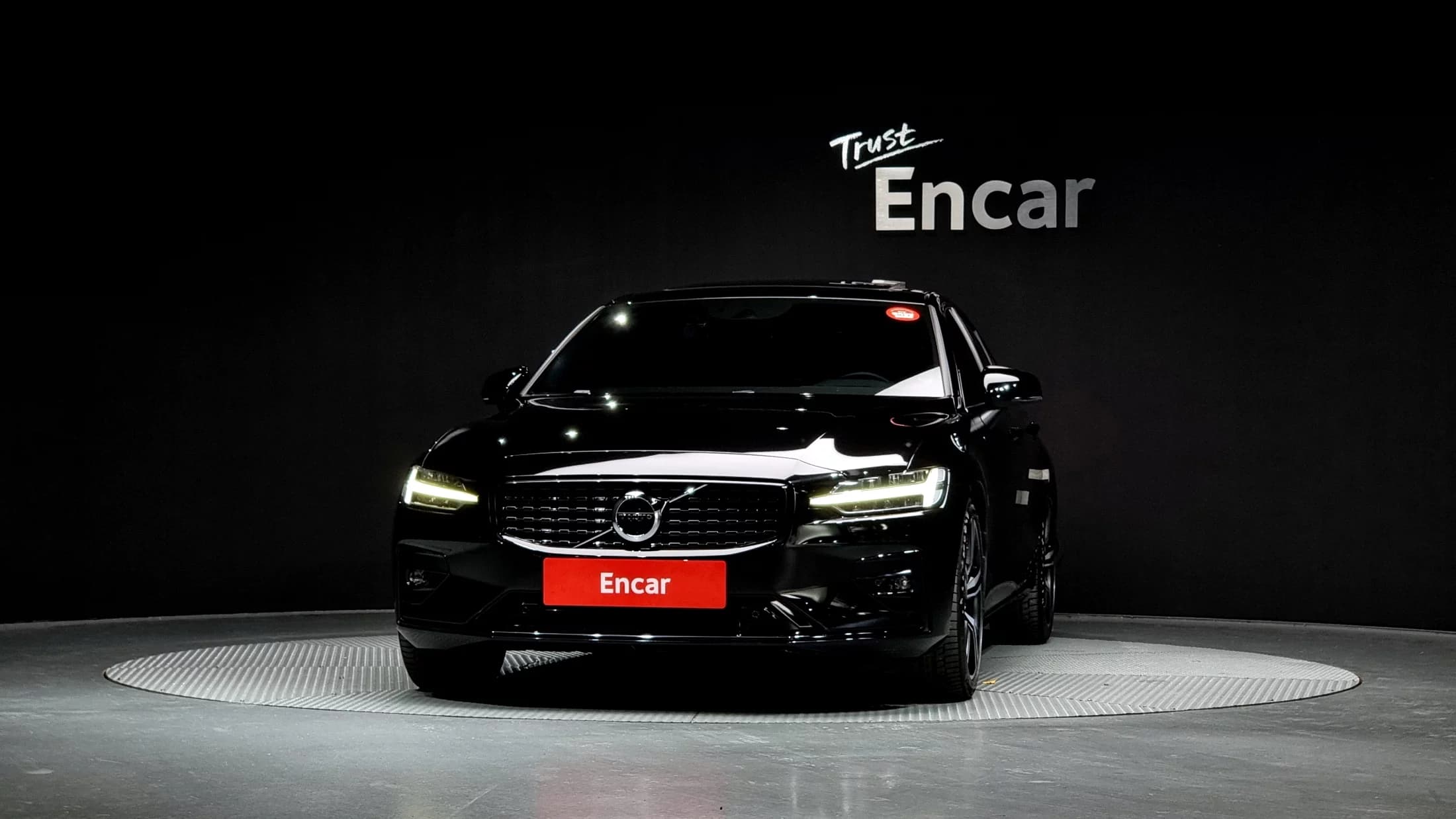 Volvo S60 B5 R-Design, 2022 г. 55905 км. — фото 3