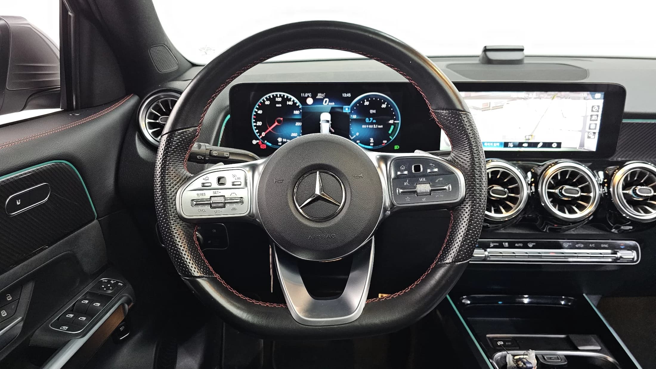 Mercedes-Benz GLB-Class GLB250 4MATIC, 2022 г. 97732 км. — фото 13