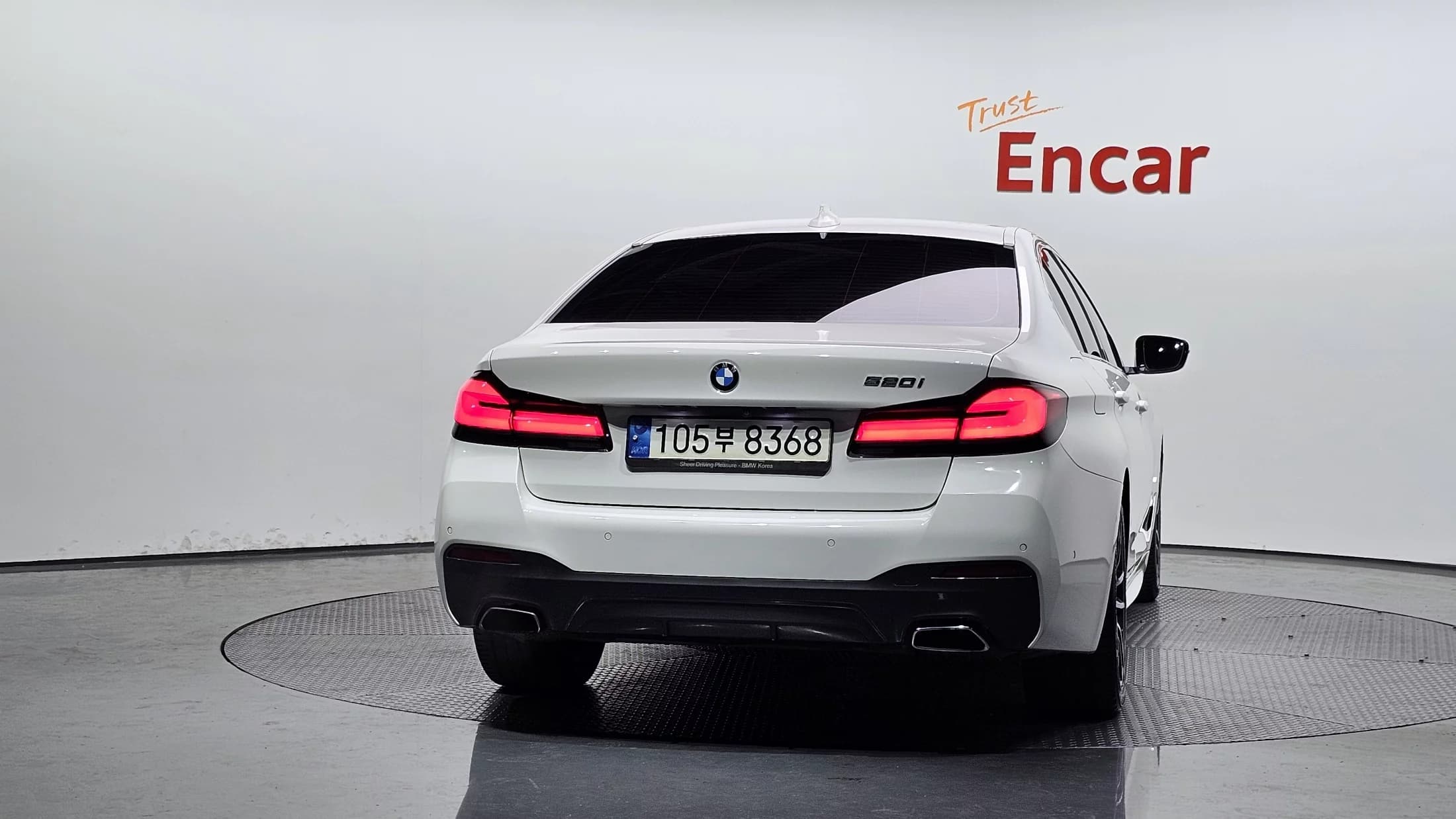 BMW 5-Series 520i M Sport, 2021 г. 105222 км. — фото 4
