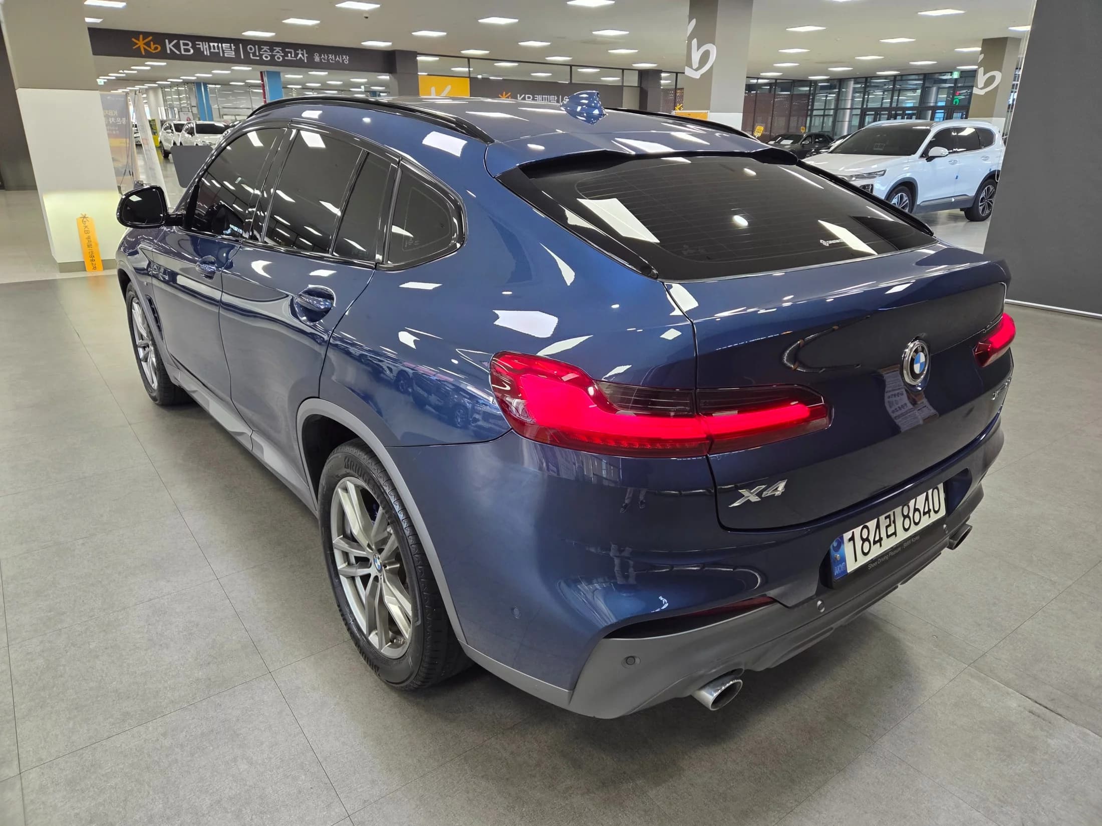 BMW X4 xDrive20i xLine, 2021 г. 64375 км. — фото 2