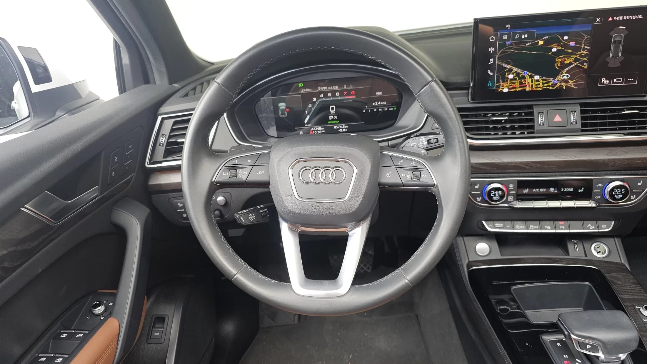 Audi Q5 45 TFSI Quattro Premium, 2023 г. 42291 км. — фото 13