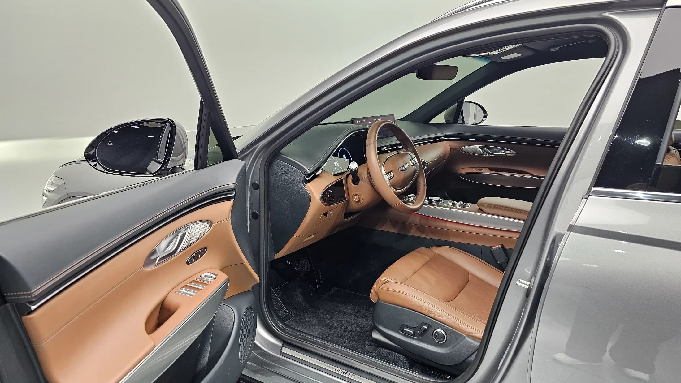 Genesis GV70 2.5T Gasoline AWD, 2023 г. 10542 км. — фото 11