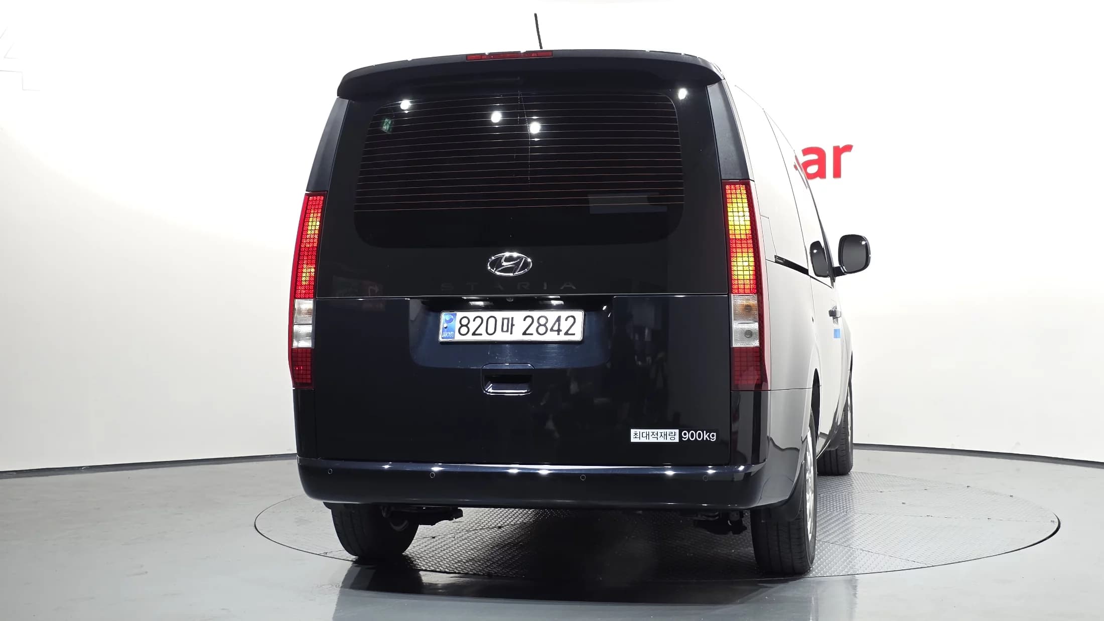 Hyundai Staria L3.5 Cargo 3-Seater Modern, 2023 г. 99206 км. — фото 4