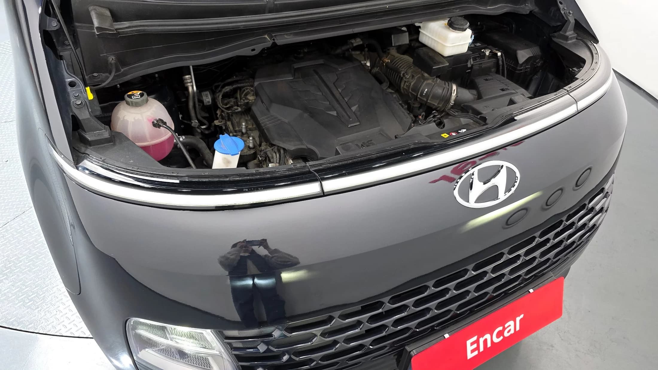 Hyundai Staria L3.5 Cargo 3-Seater Modern, 2023 г. 99206 км. — фото 6