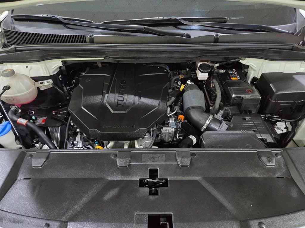 Kia Carnival 9-Seater Signature, 2021 г. 40354 км. — фото 19