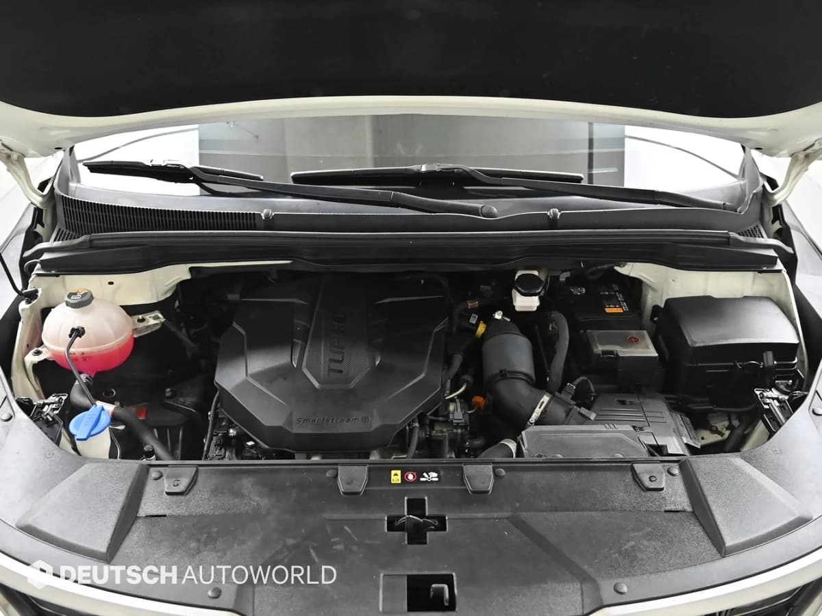 Kia Carnival 9-Seater Signature, 2021 г. 135639 км. — фото 11