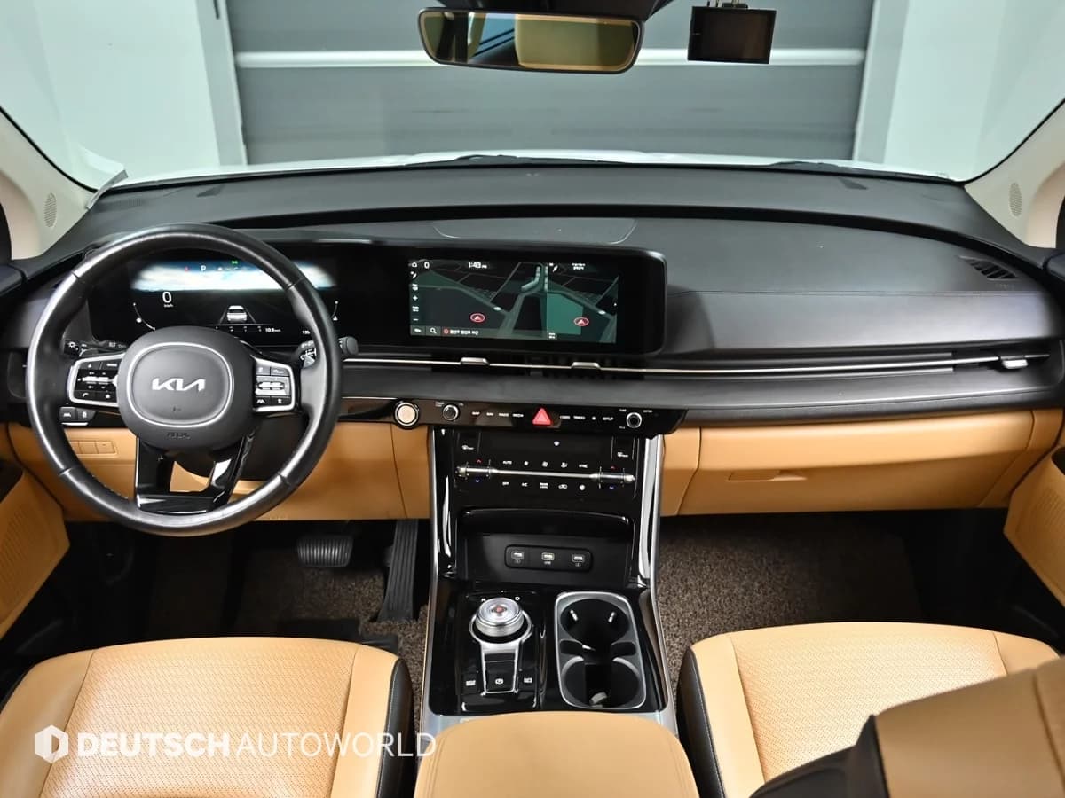 Kia Carnival 9-Seater Signature, 2021 г. 135639 км. — фото 13