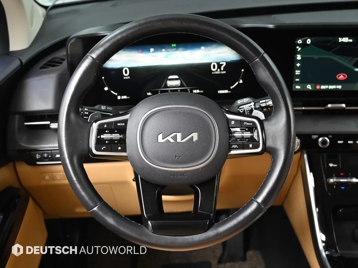 Kia Carnival 9-Seater Signature, 2021 г. 135639 км. — фото 26