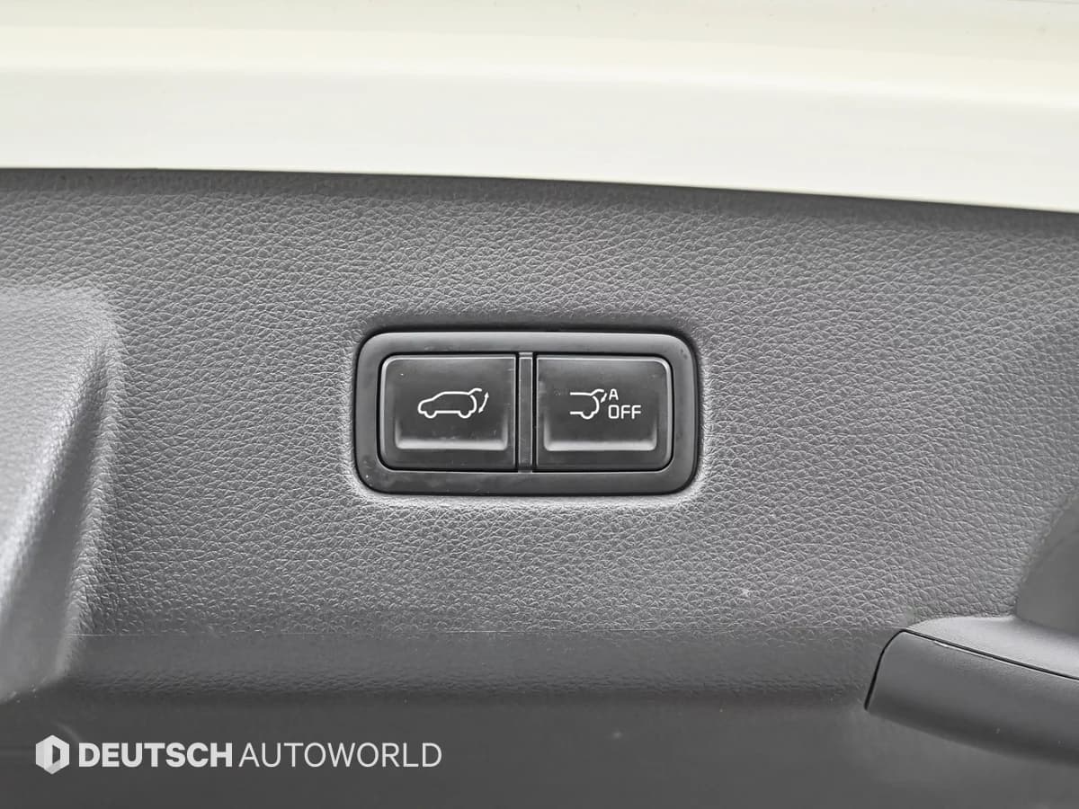 Kia Carnival 9-Seater Signature, 2021 г. 135639 км. — фото 40