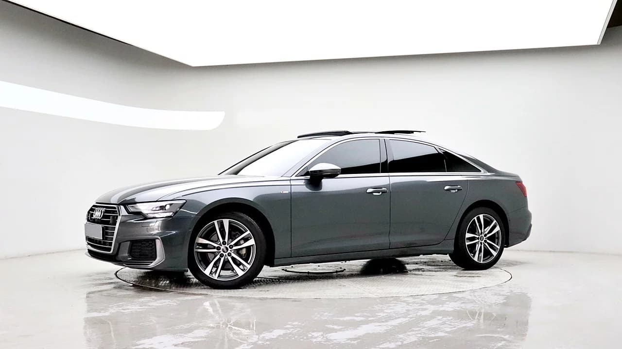 Audi A6 45 TFSI Premium, 2023 г. 53759 км. — фото 3