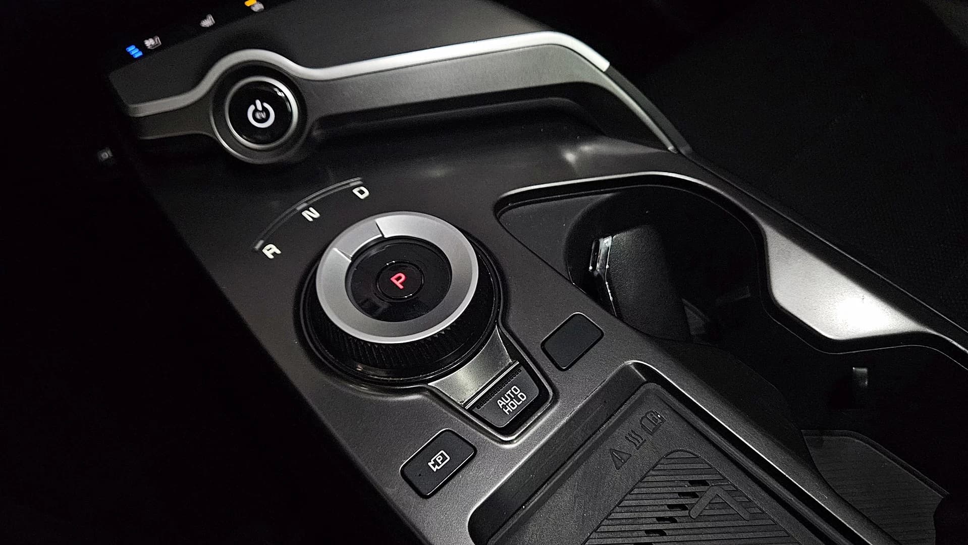 Kia EV6 Long Range 4WD Air, электромобиль, 2021 г. 138277 км. — фото 9