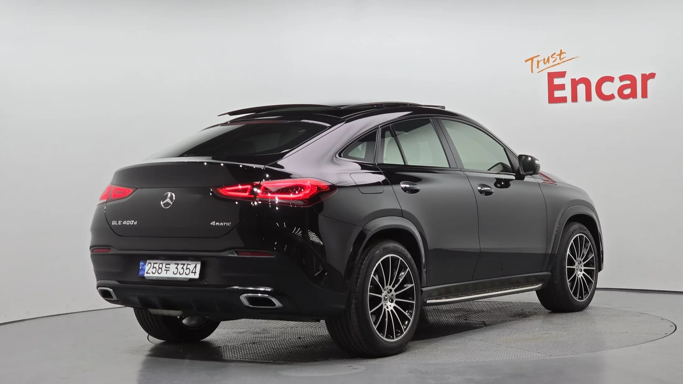 Mercedes-Benz GLE-Class GLE400d 4MATIC Coupe, 2022 г. 84144 км. — фото 2