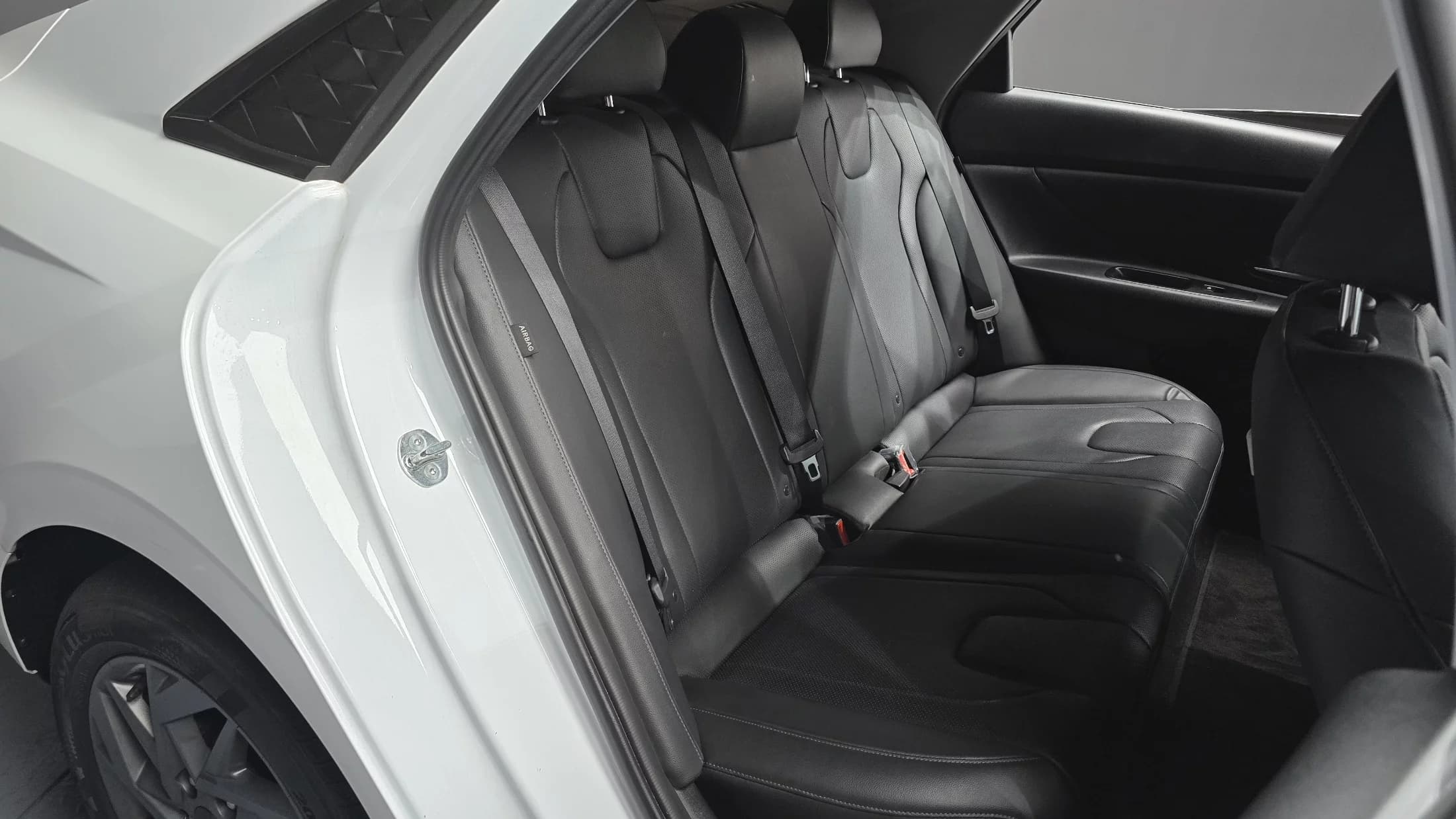 Hyundai AVANTE (Хендай Элантра) 1.6 Modern, 2024 г. 39967 км. — фото 12