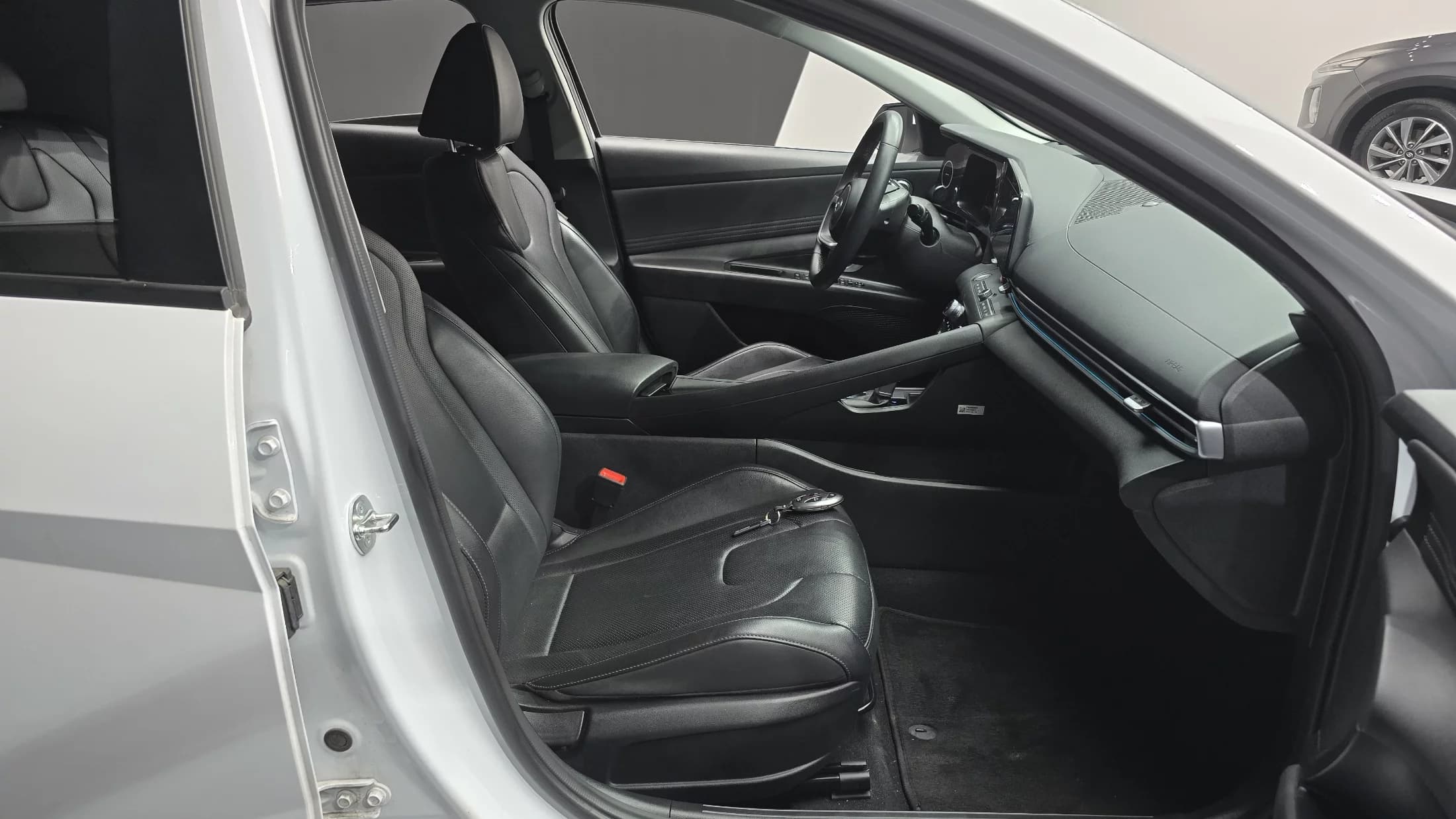 Hyundai AVANTE (Хендай Элантра) 1.6 Modern, 2024 г. 39967 км. — фото 10