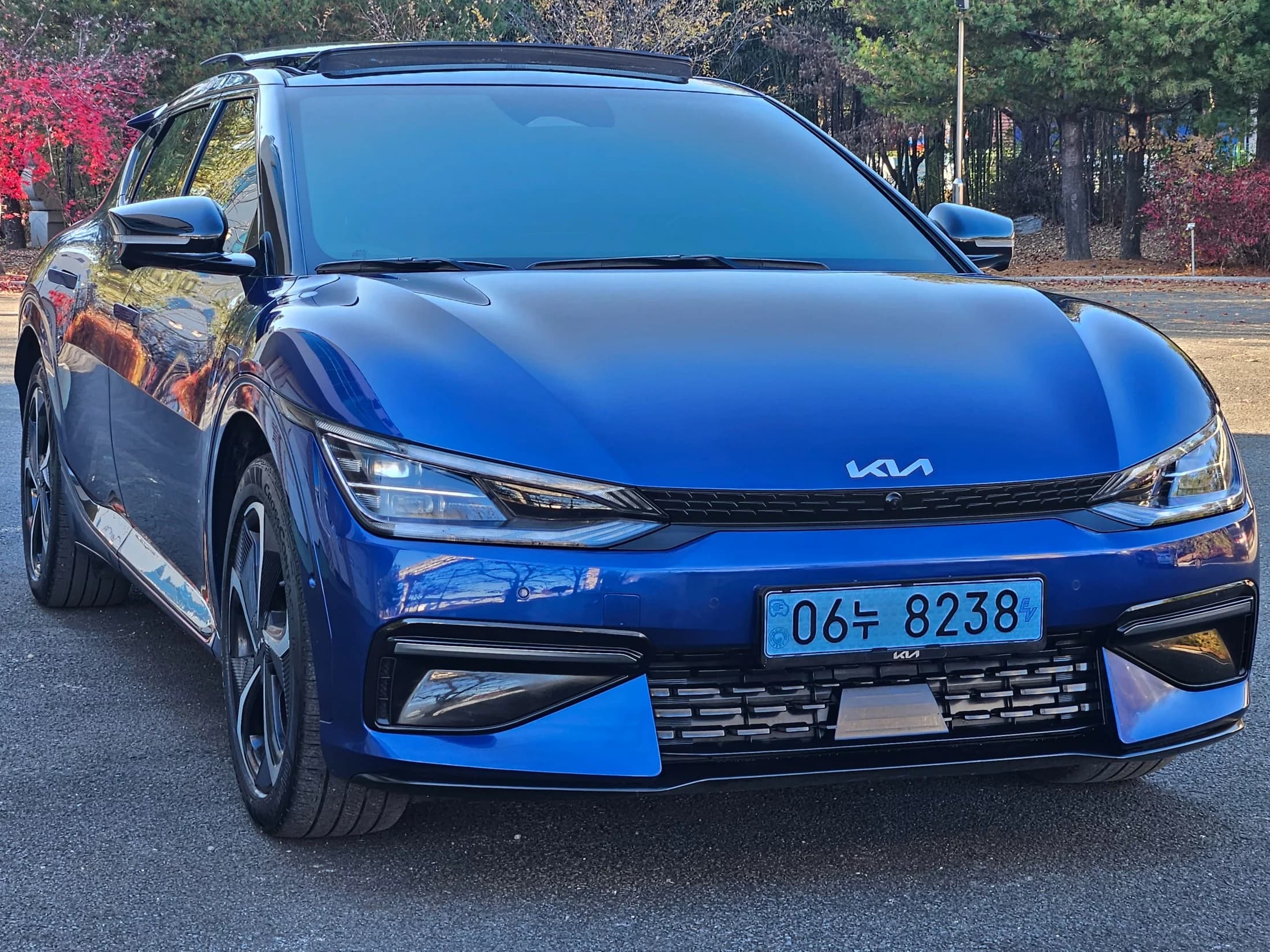 Kia EV6 GT 4WD, электромобиль, 2023 г. 47085 км. — фото 2