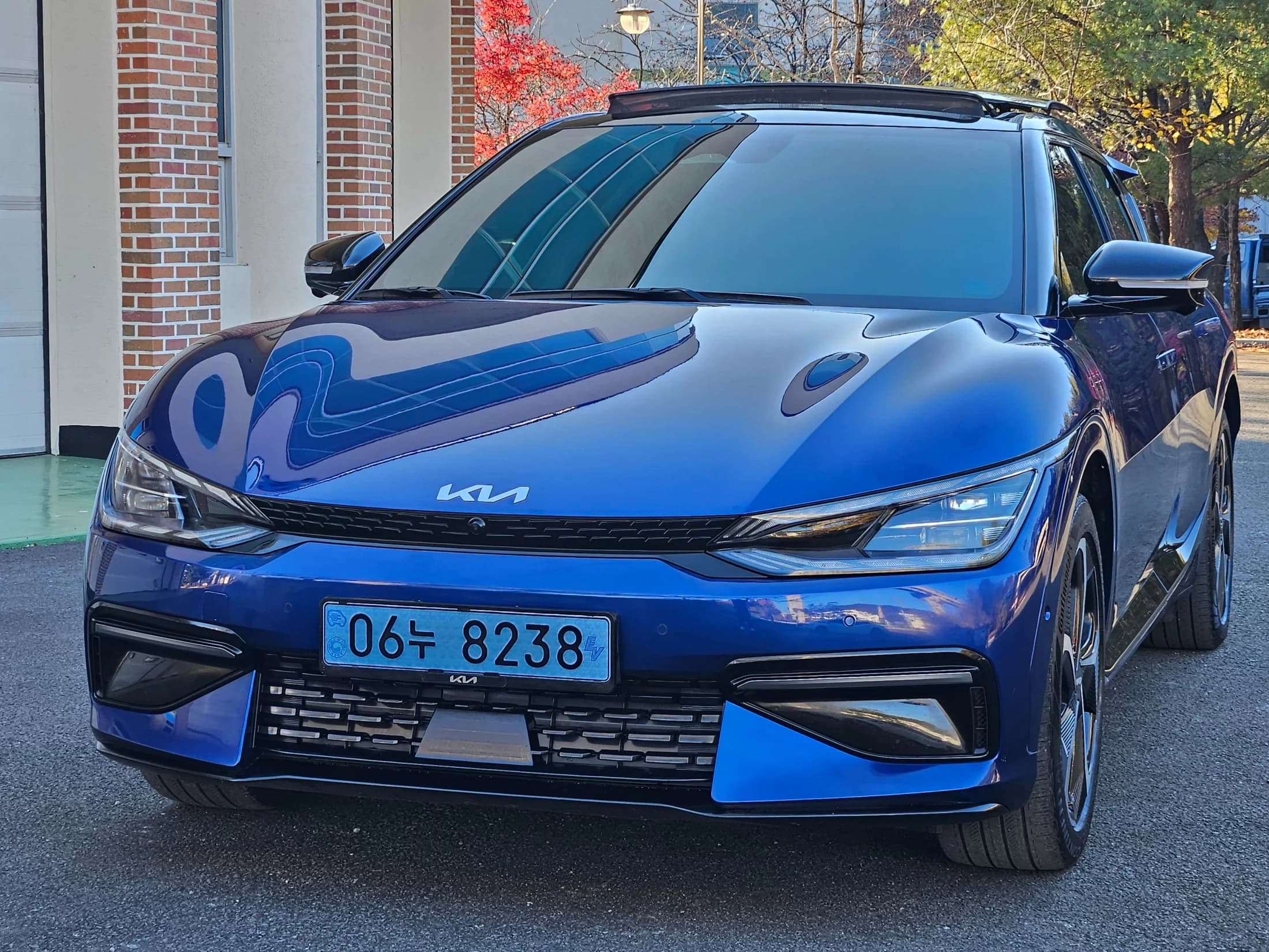 Kia EV6 GT 4WD, электромобиль, 2023 г. 47085 км. — фото 3