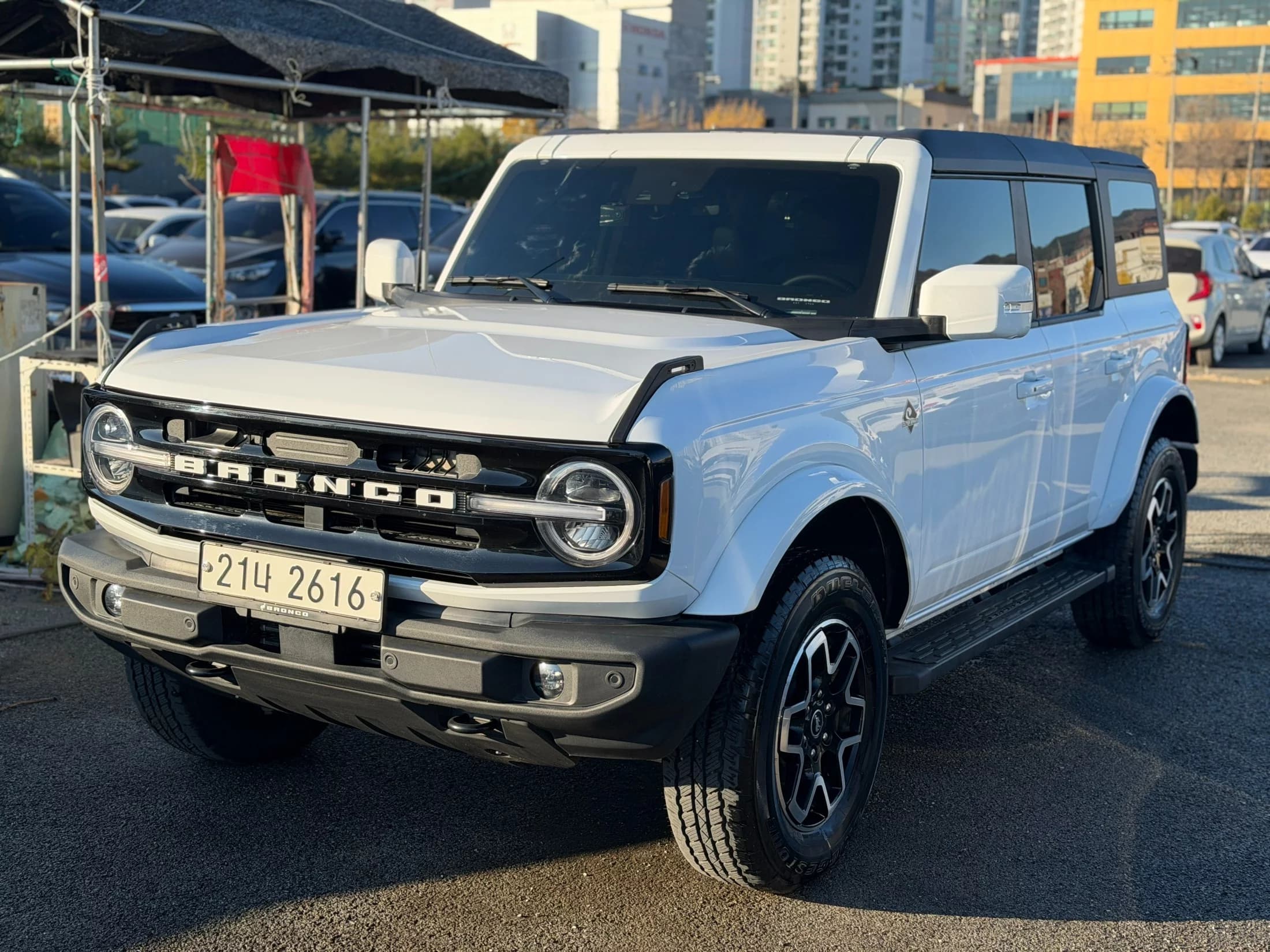 Ford BRONCO 2.3 Outer Banks, 2024 г. 7027 км. — фото 2