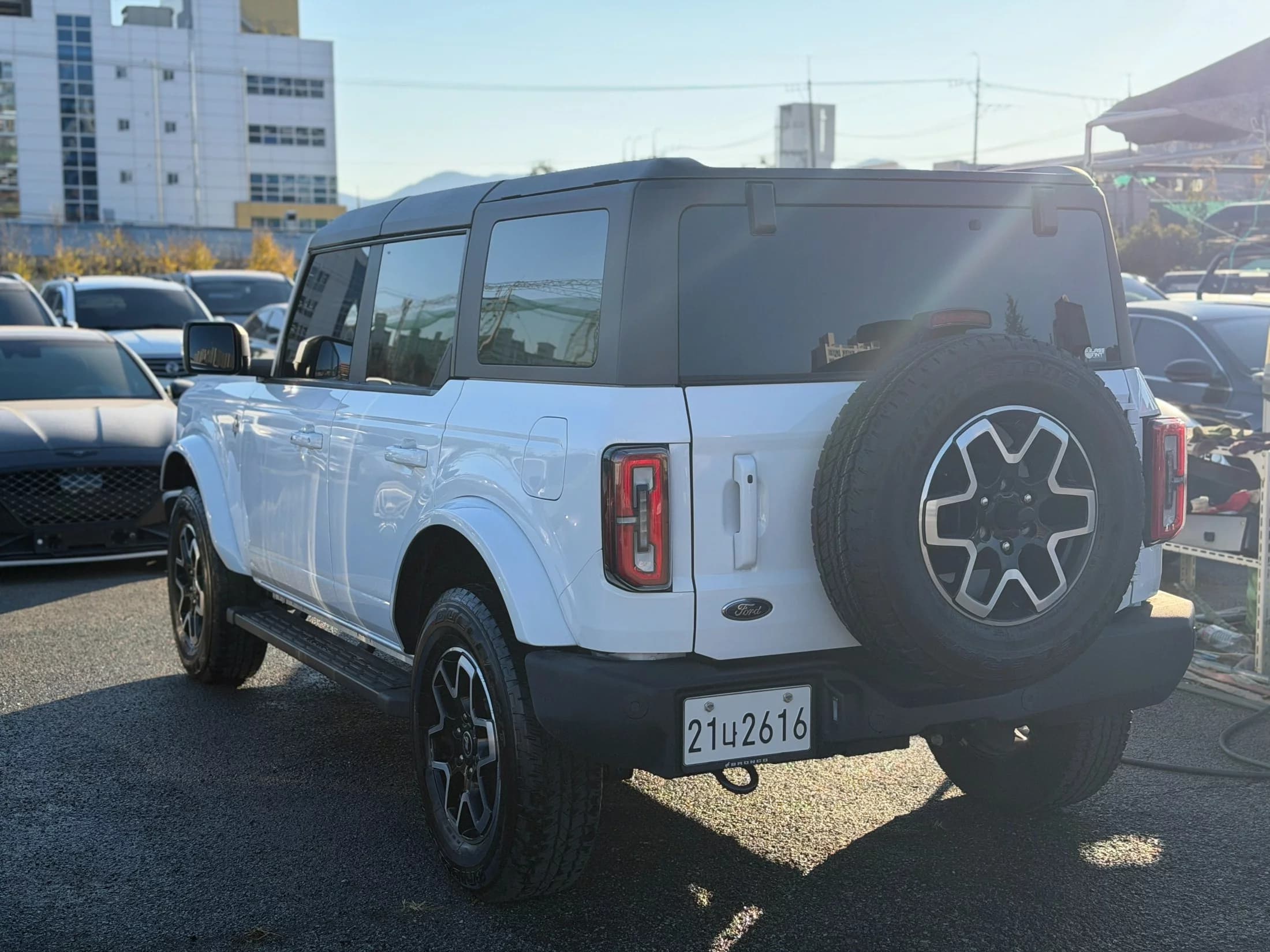 Ford BRONCO 2.3 Outer Banks, 2024 г. 7027 км. — фото 6