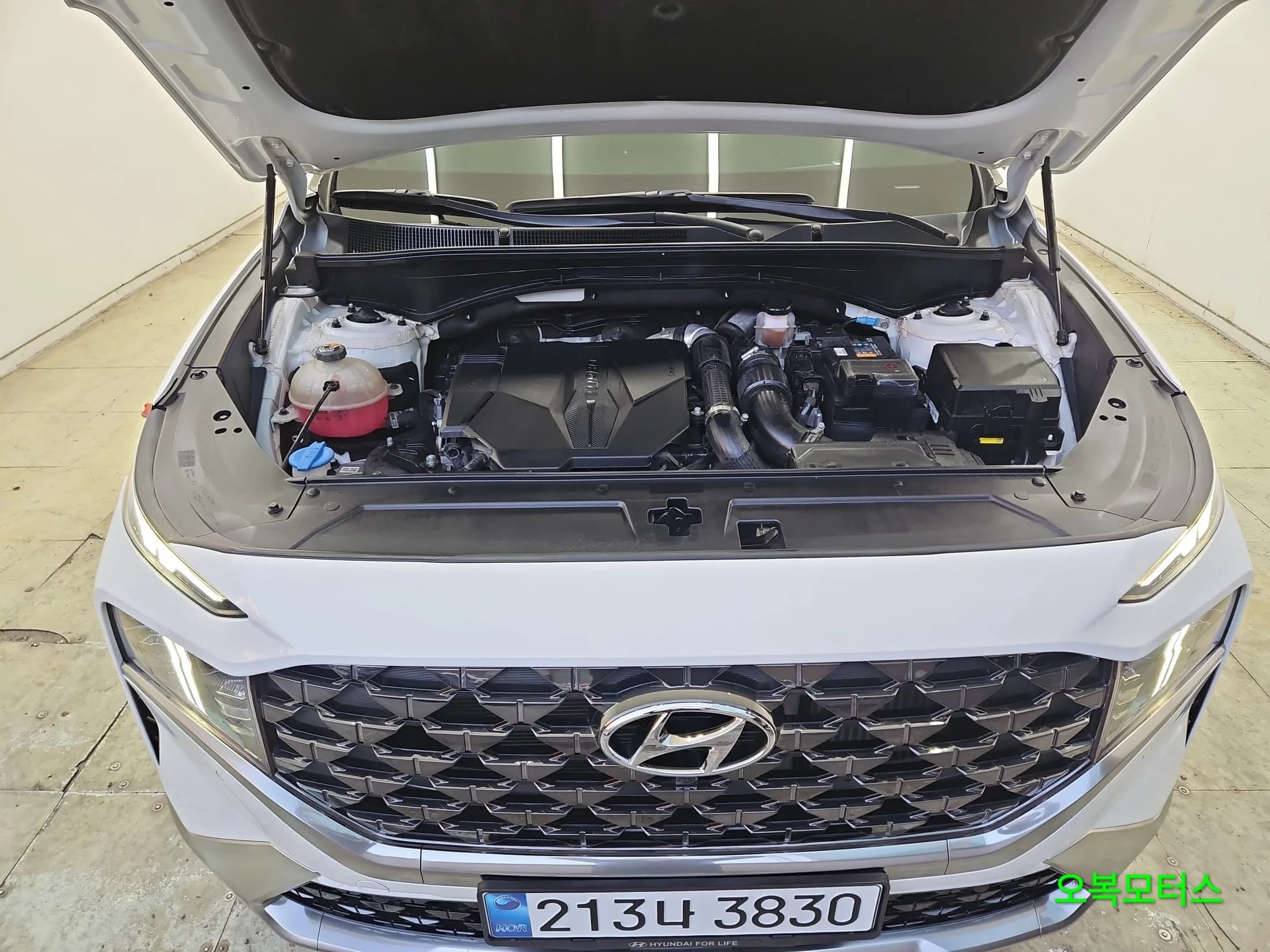 Hyundai Santa Fe Gasoline 2.5T 2WD Calligraphy, 2022 г. 93255 км. — фото 6