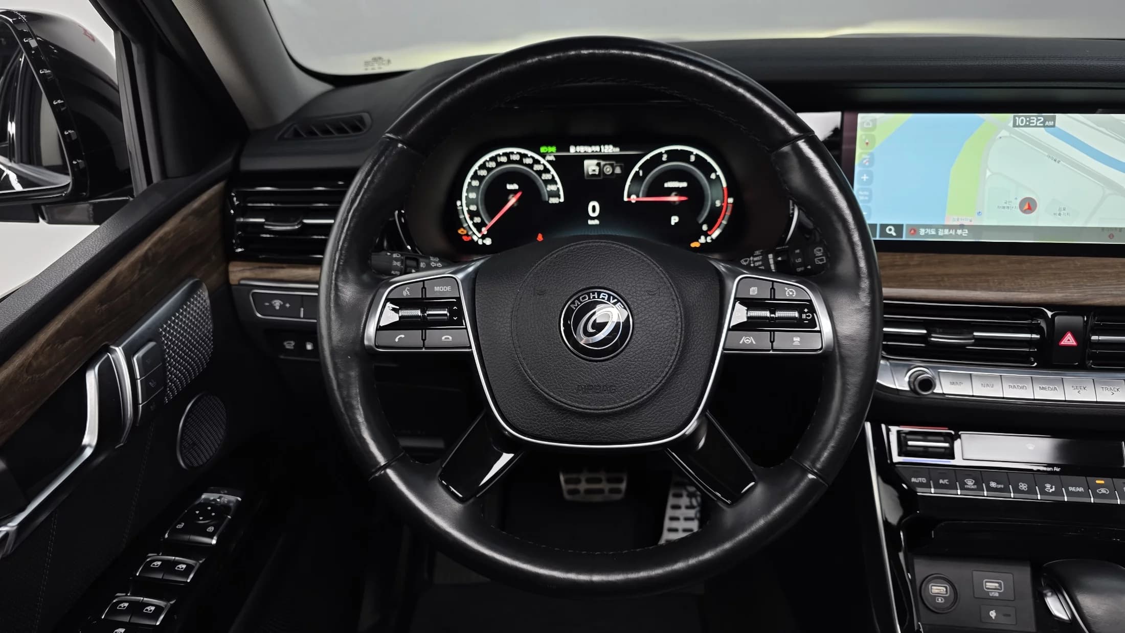 Kia Mohave Diesel 3.0 4WD 6-Seater Masters, 2021 г. 47179 км. — фото 13