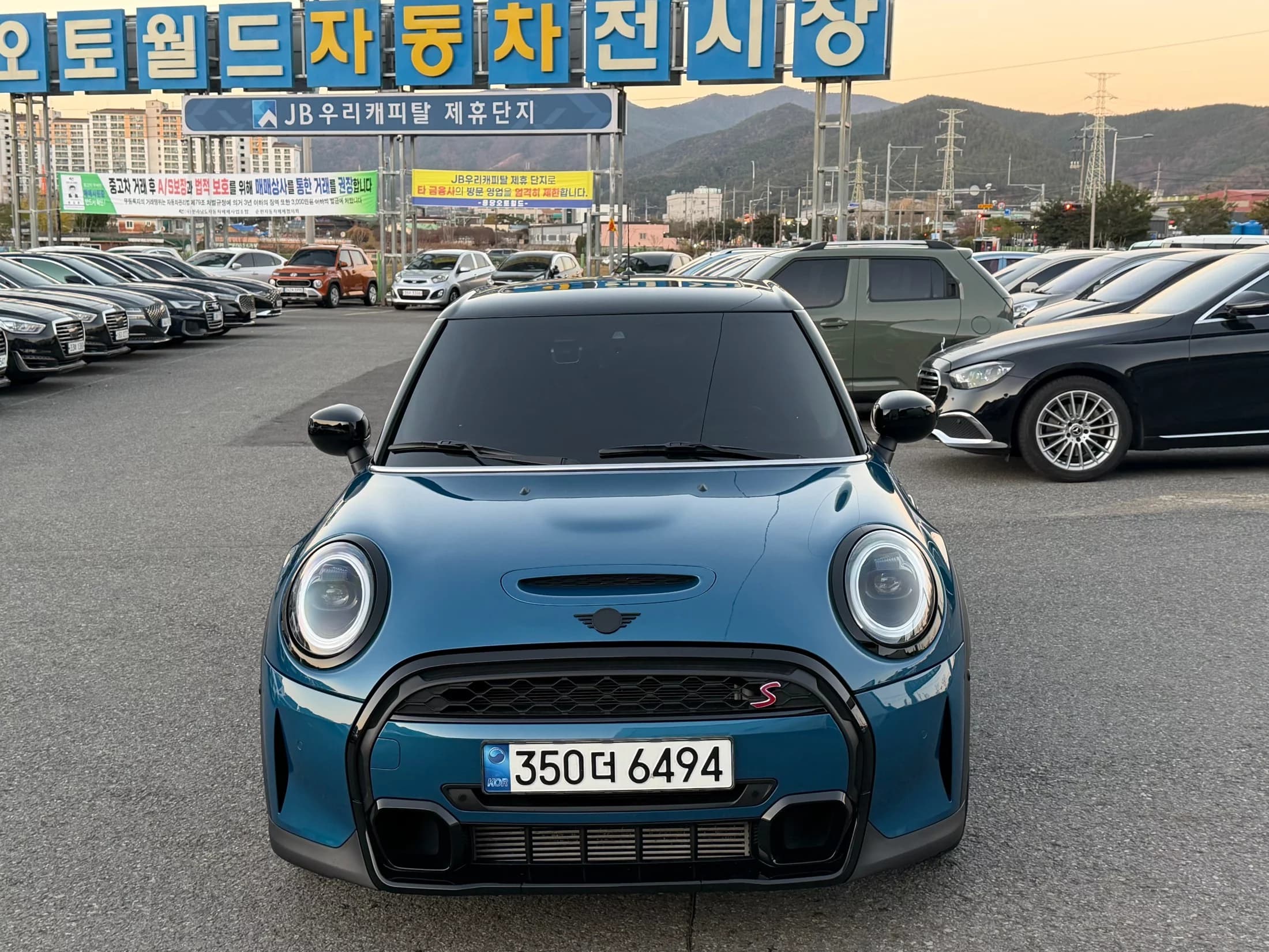 MINI Cooper 5Door Classic Third Generation, 2022 г. 55065 км. — фото 3
