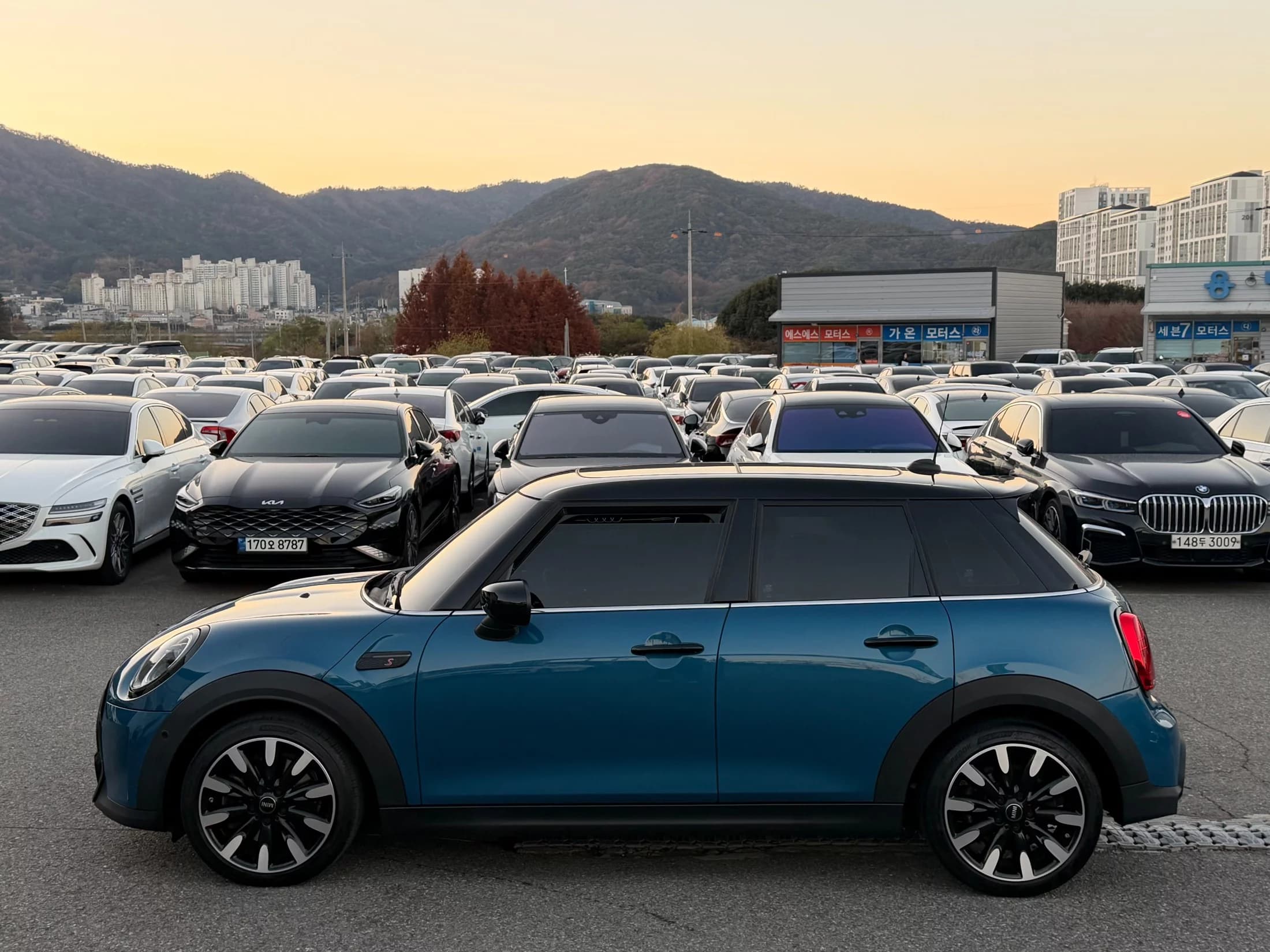 MINI Cooper 5Door Classic Third Generation, 2022 г. 55065 км. — фото 6