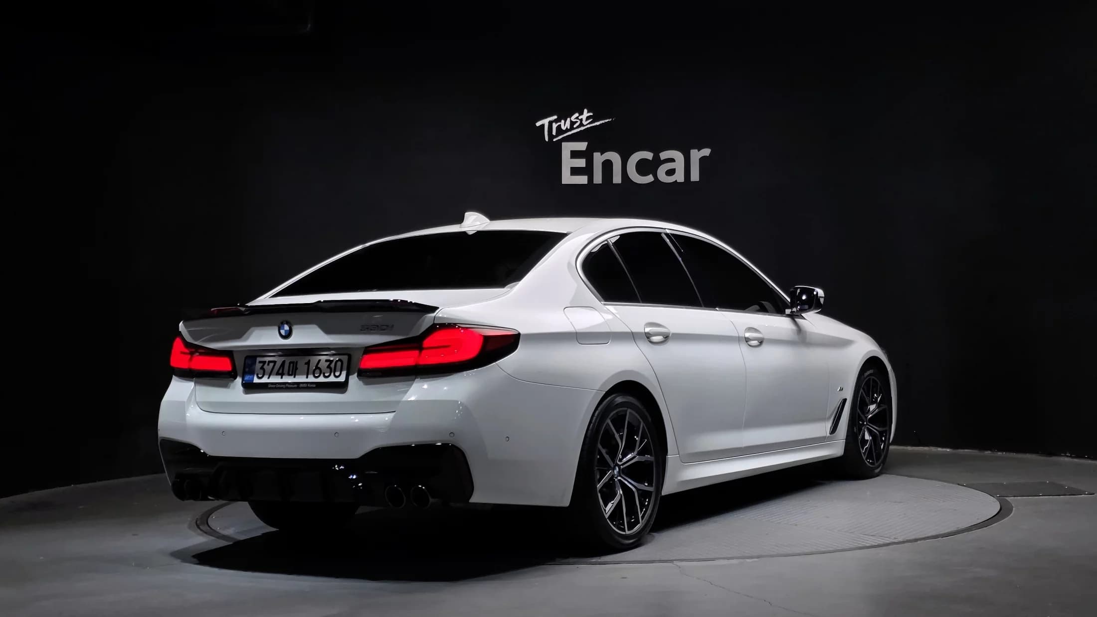 BMW 5-Series 530i M Sport Package, 2022 г. 38077 км. — фото 2