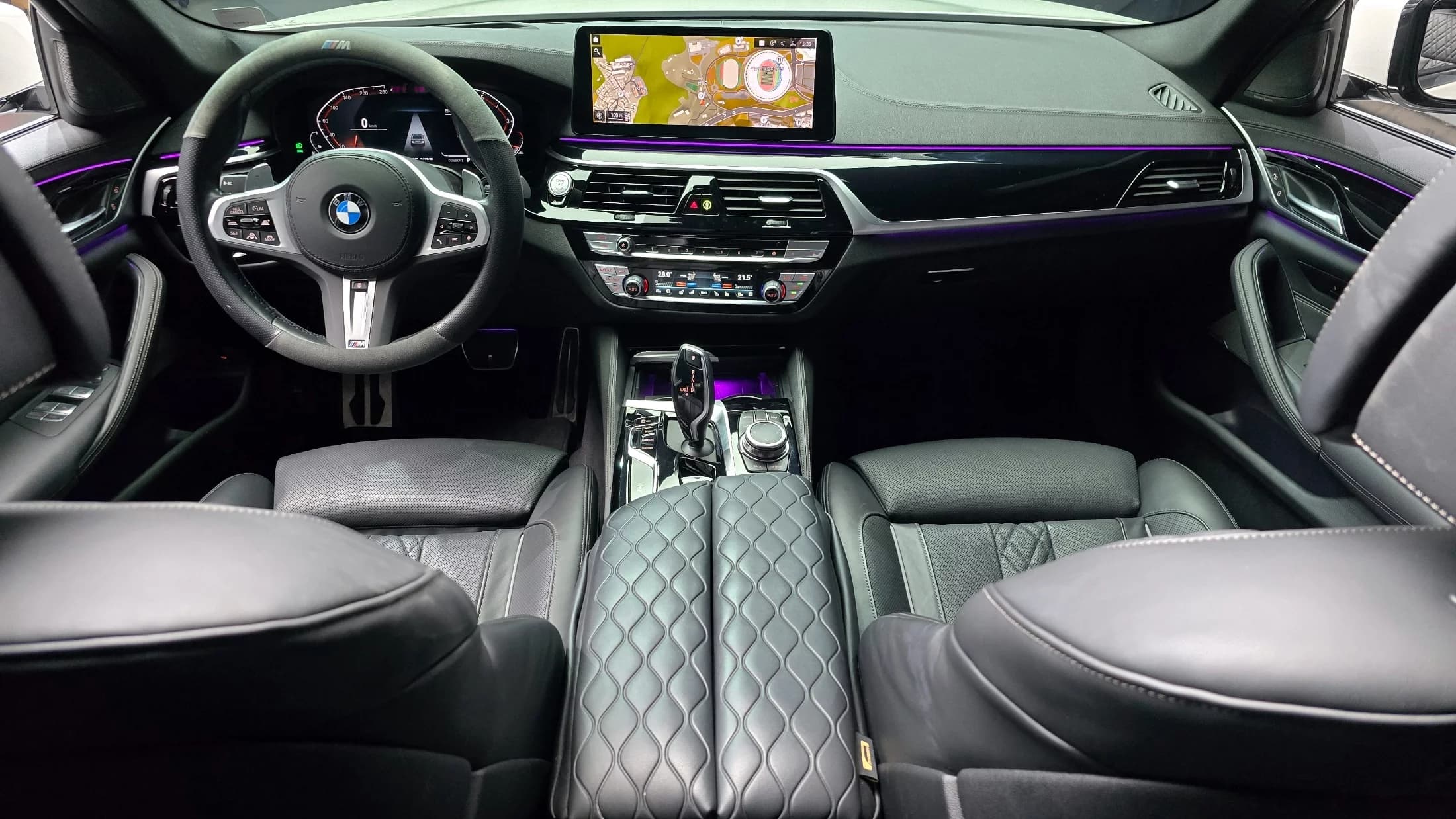 BMW 5-Series 530i M Sport Package, 2022 г. 38077 км. — фото 7