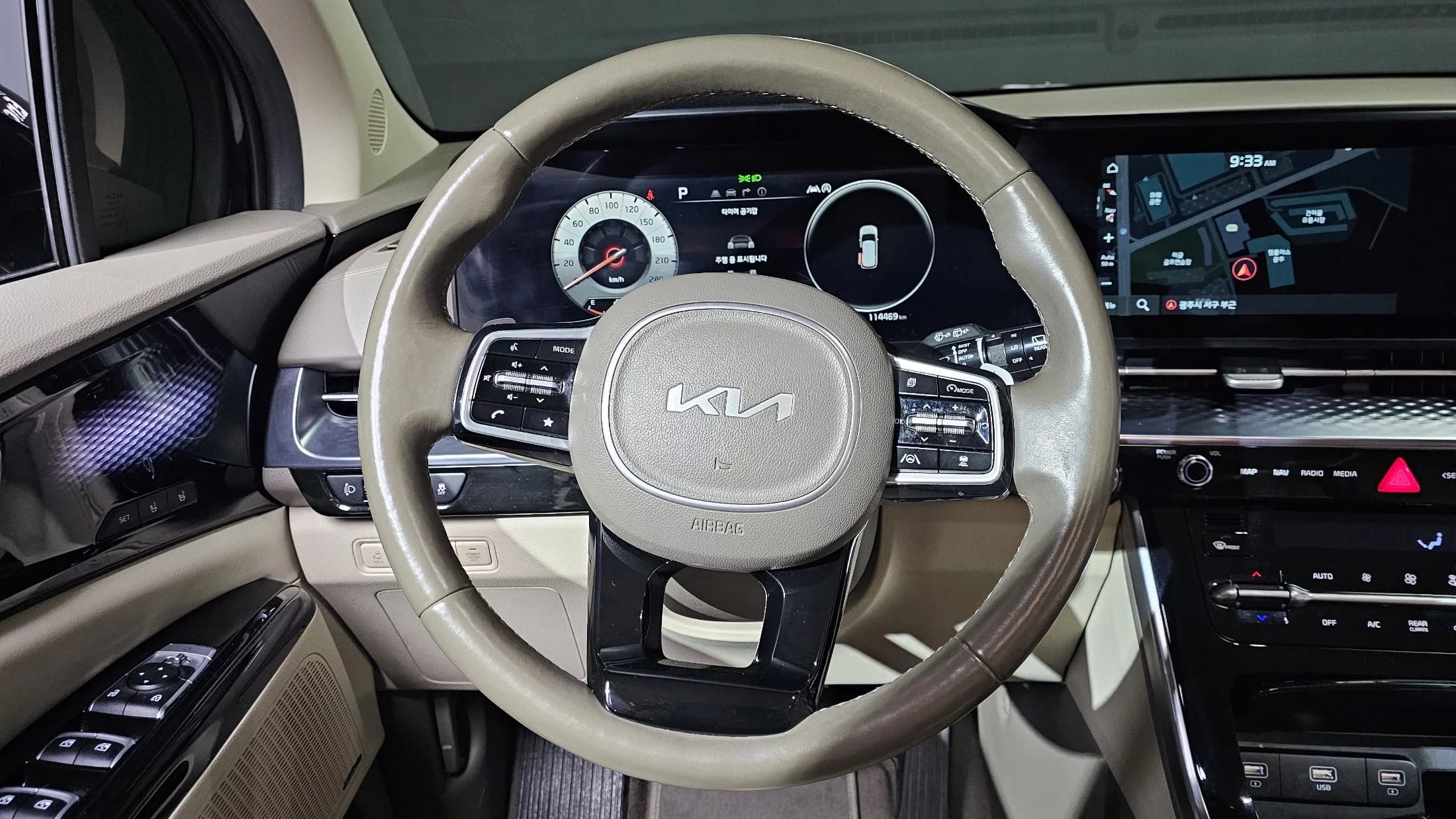 Kia Carnival 9-Seater Hi-Limousine Signature, 2021 г. 114472 км. — фото 14